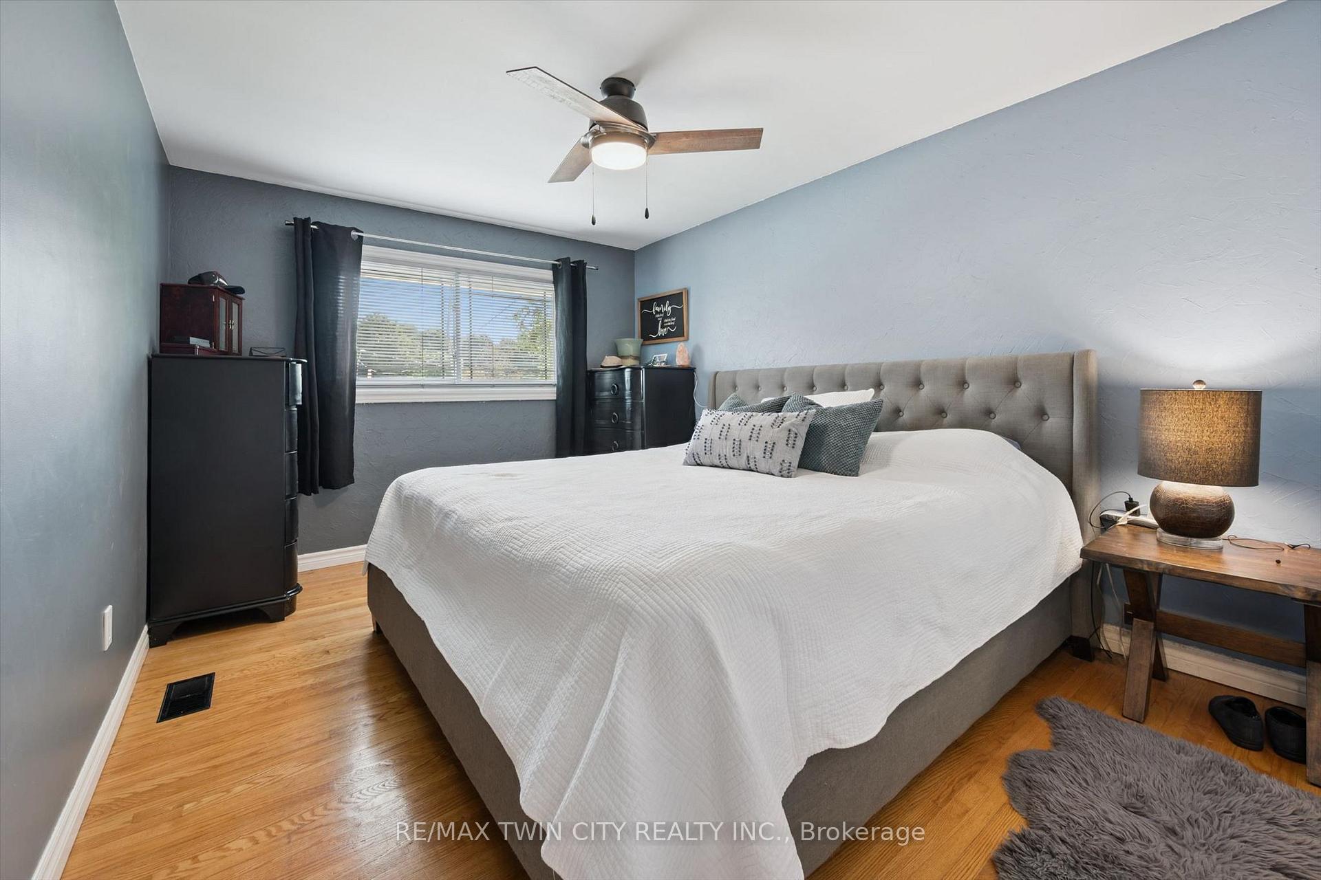 Photo 20 of 254 Quickfall Drive, Waterloo — HOMEH