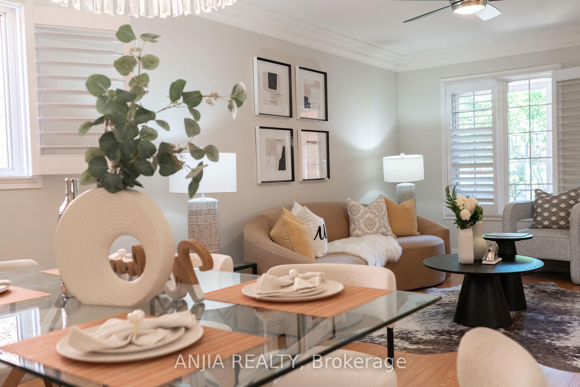 Photo 4 of 2410 Eden Valley Drive, Oakville, River Oaks — HOMEH