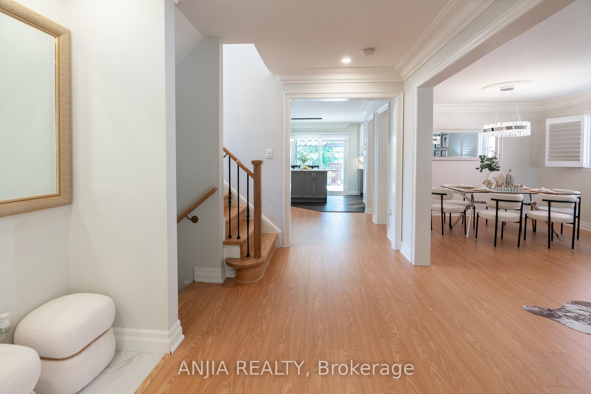 Photo 7 of 2410 Eden Valley Drive, Oakville, River Oaks — HOMEH
