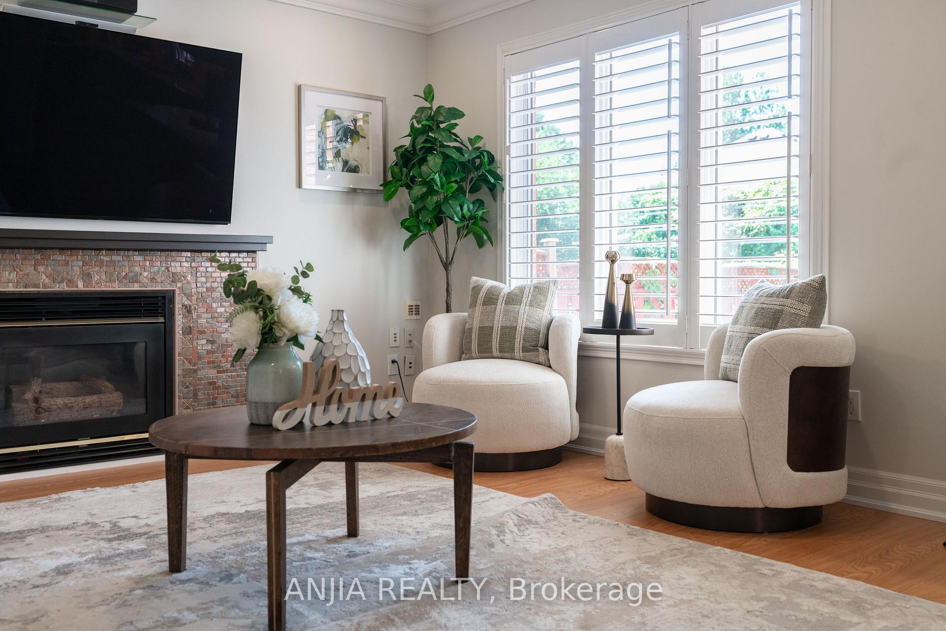 Photo 10 of 2410 Eden Valley Drive, Oakville, River Oaks — HOMEH