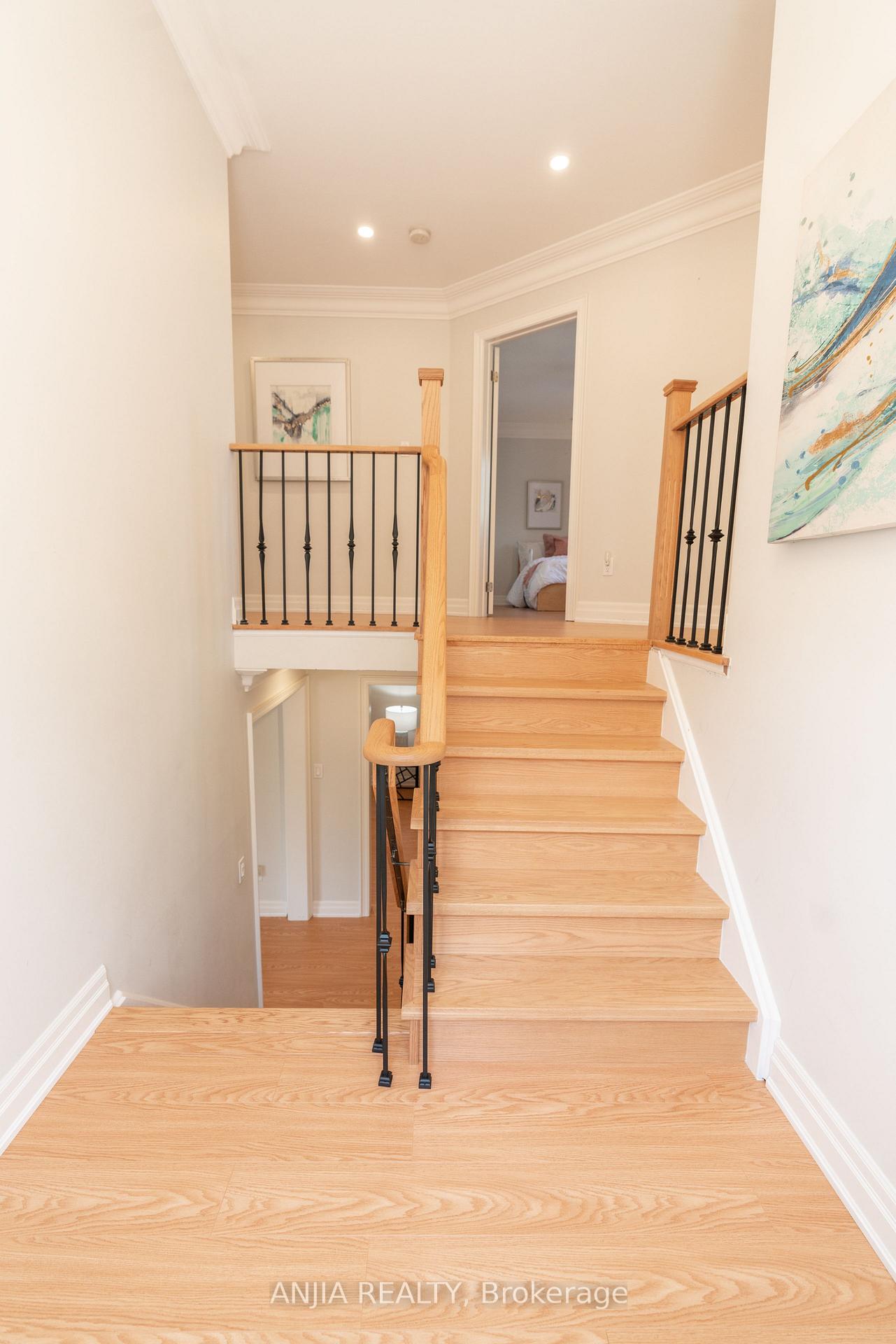 Photo 19 of 2410 Eden Valley Drive, Oakville, River Oaks — HOMEH
