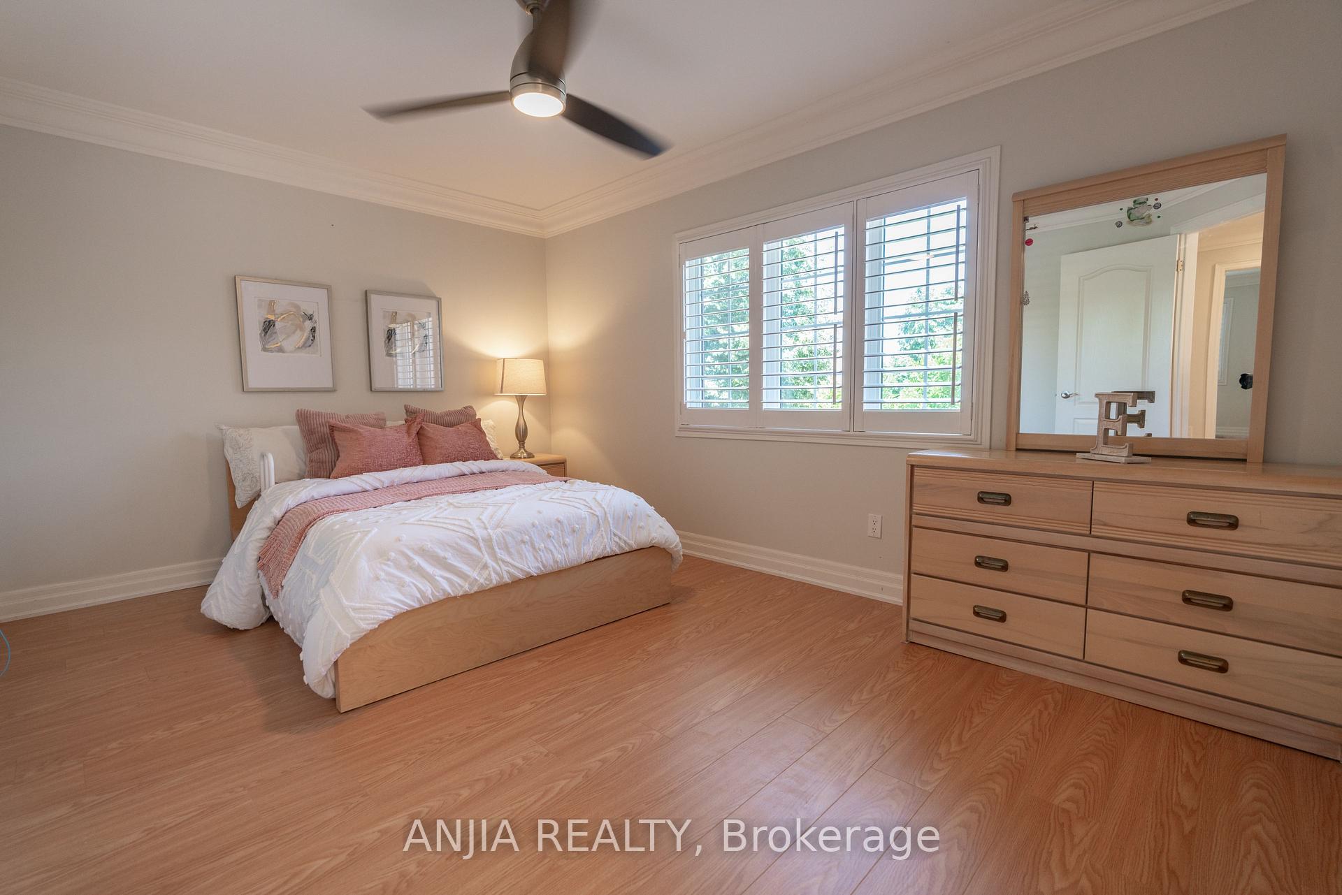 Photo 21 of 2410 Eden Valley Drive, Oakville, River Oaks — HOMEH