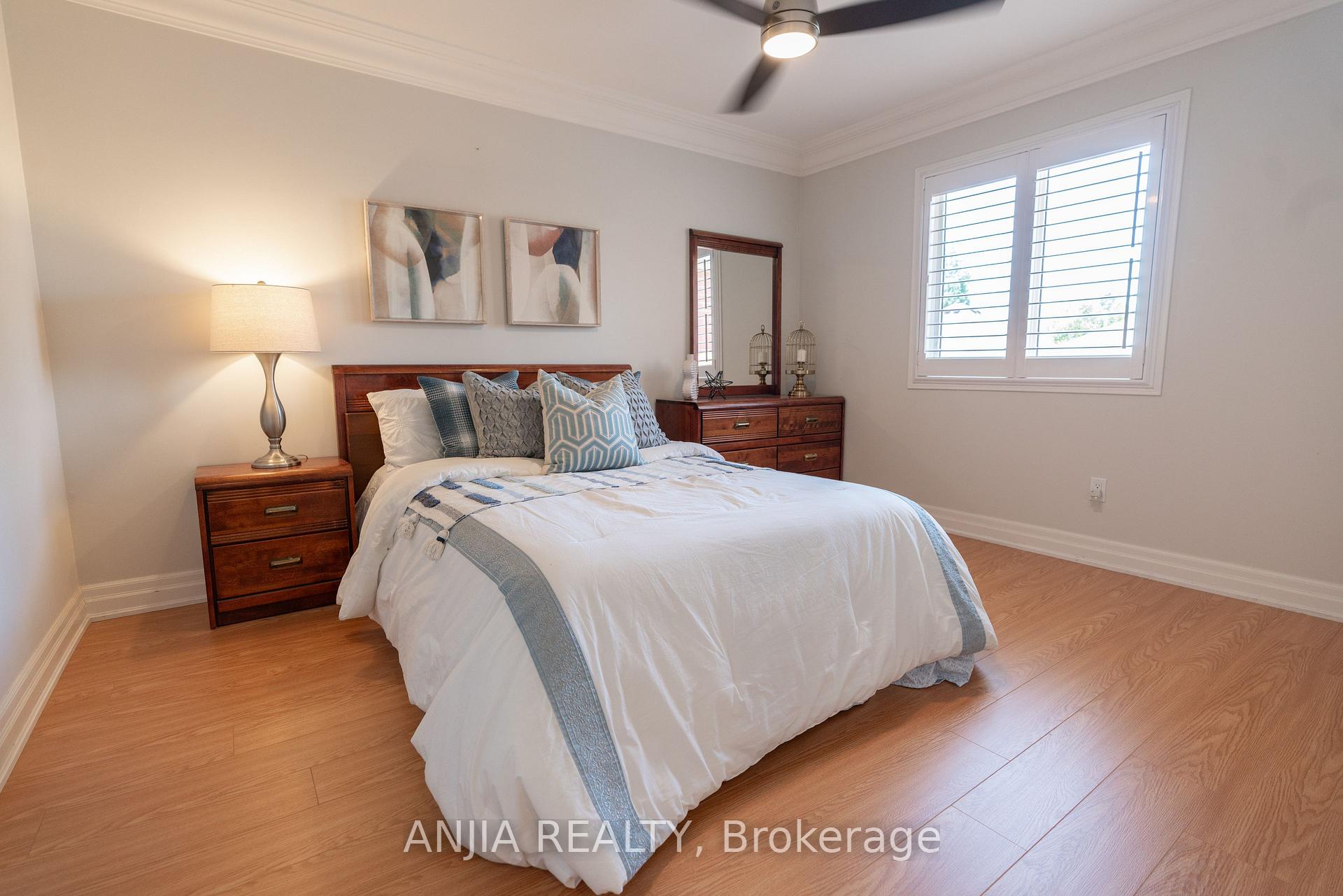 Photo 24 of 2410 Eden Valley Drive, Oakville, River Oaks — HOMEH