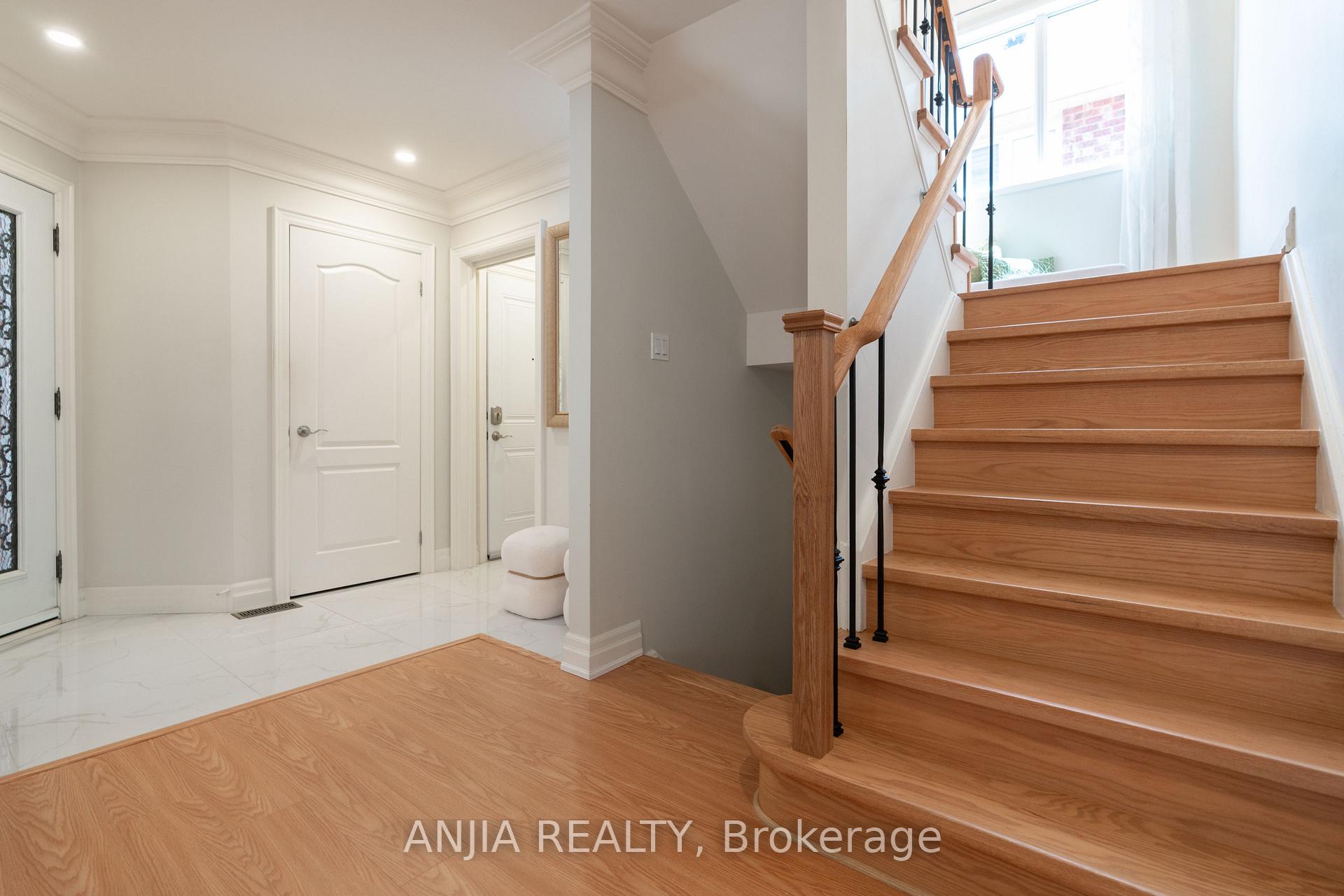 Photo 30 of 2410 Eden Valley Drive, Oakville, River Oaks — HOMEH
