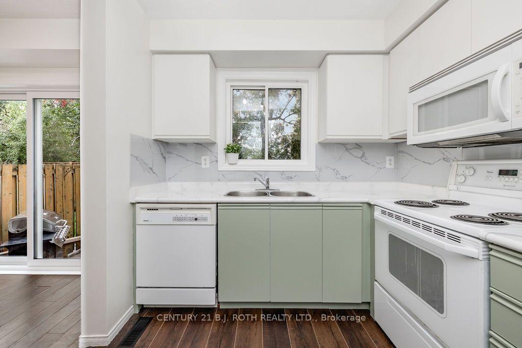 Photo 13 of Unit 18, 531 High Street, Orillia — HOMEH