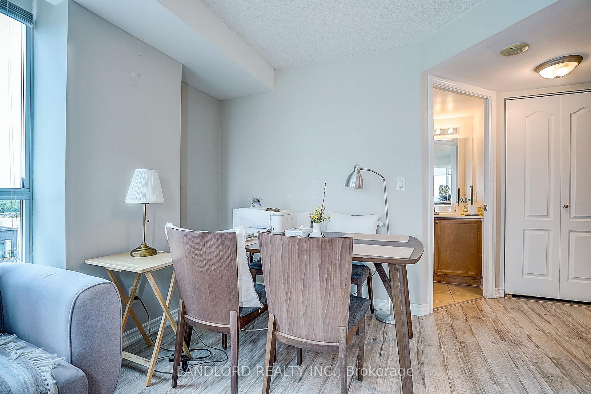 Photo 15 of Unit 1014, 17 Barberry Place, North York, Bayview Village — HOMEH