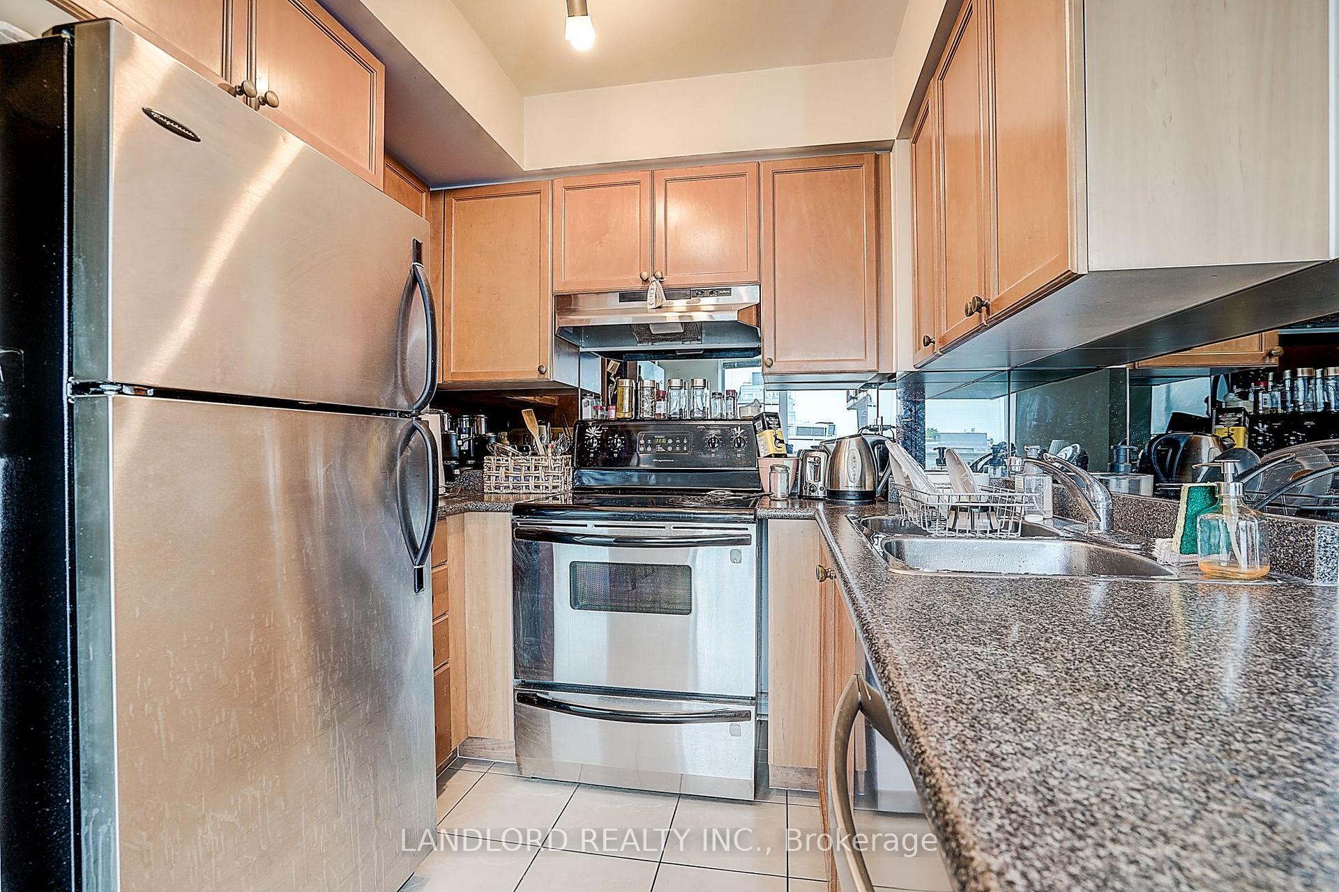 Photo 25 of Unit 1014, 17 Barberry Place, North York, Bayview Village — HOMEH
