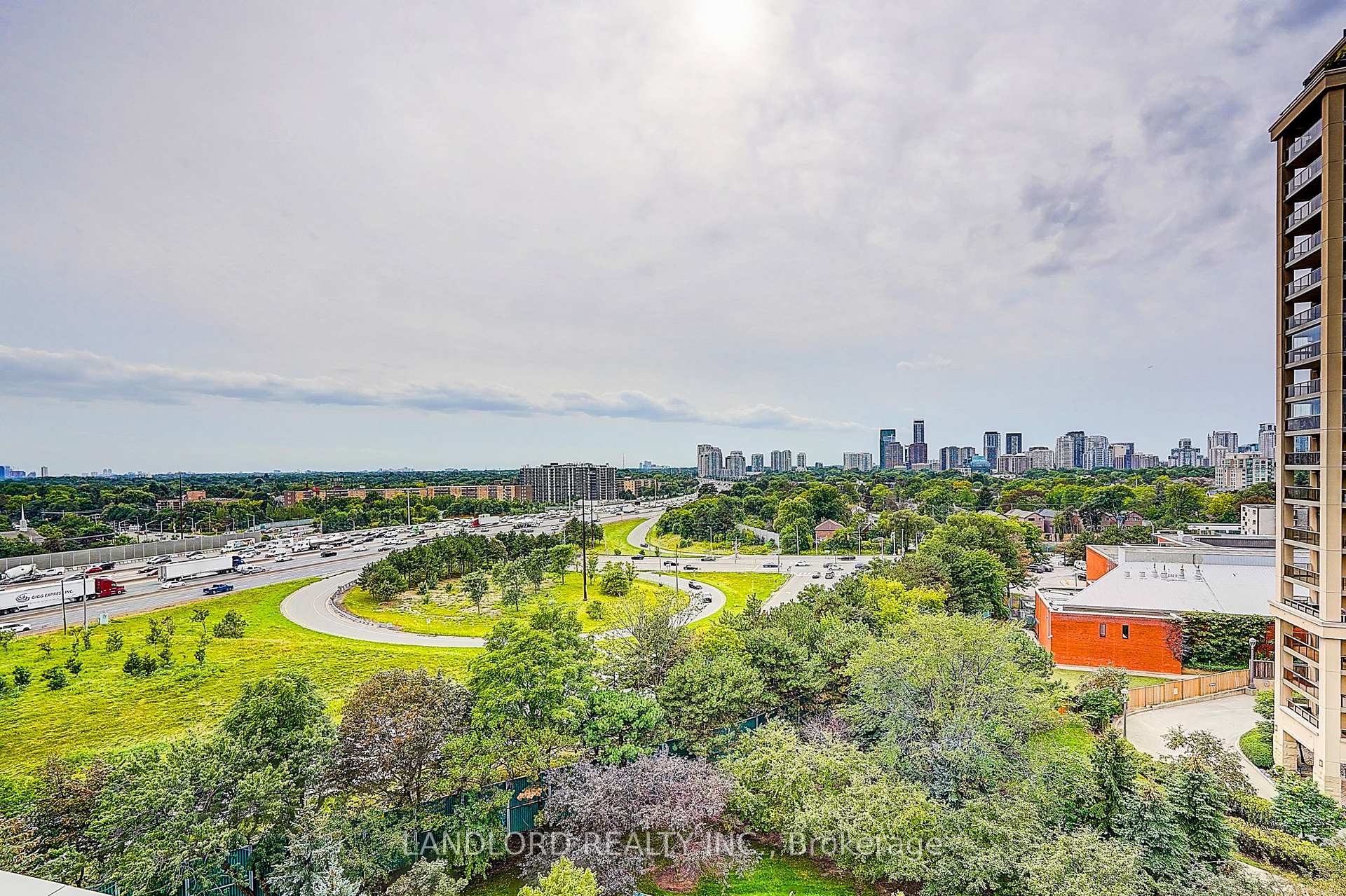 Photo 33 of Unit 1014, 17 Barberry Place, North York, Bayview Village — HOMEH