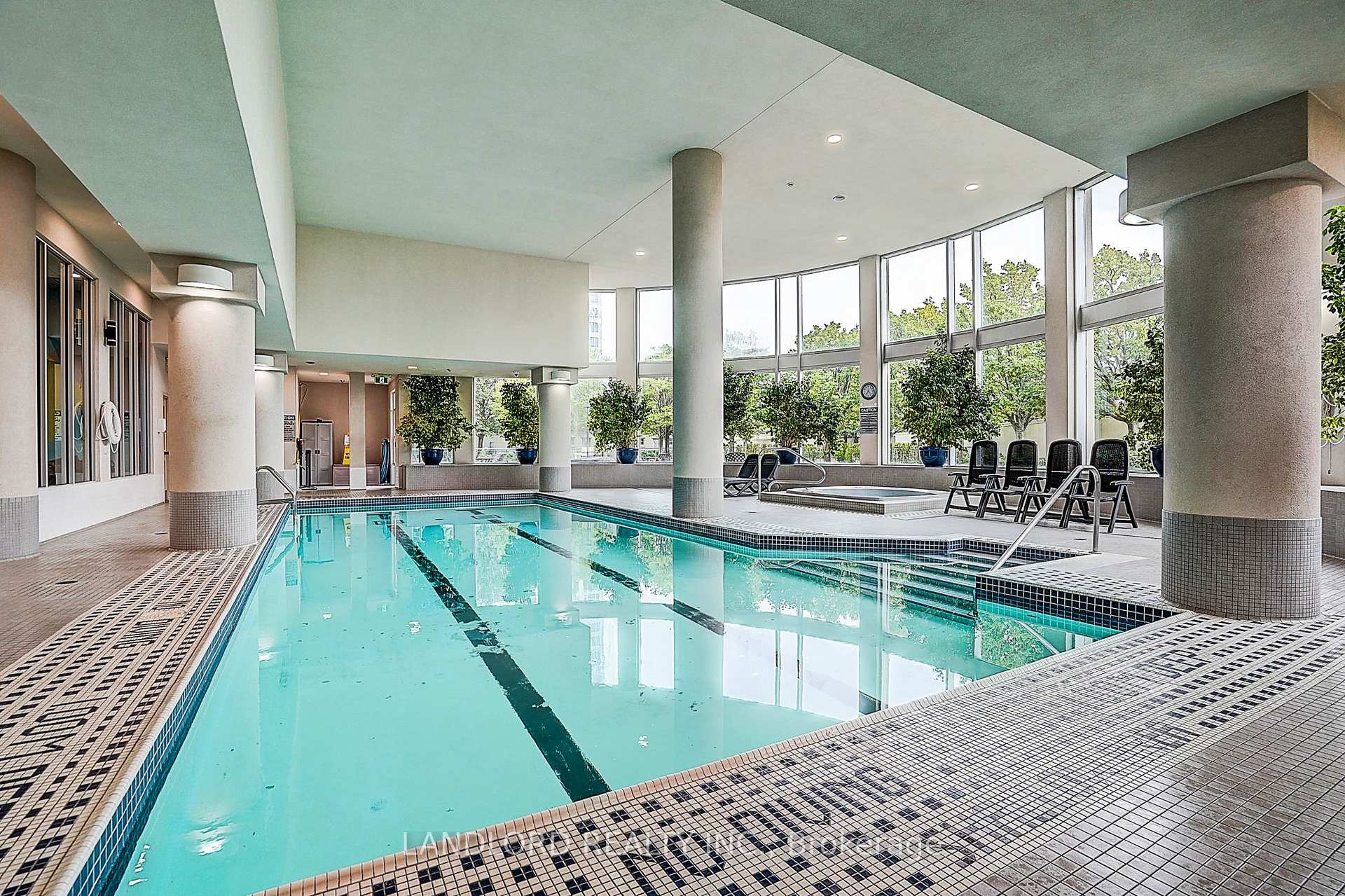 Photo 36 of Unit 1014, 17 Barberry Place, North York, Bayview Village — HOMEH