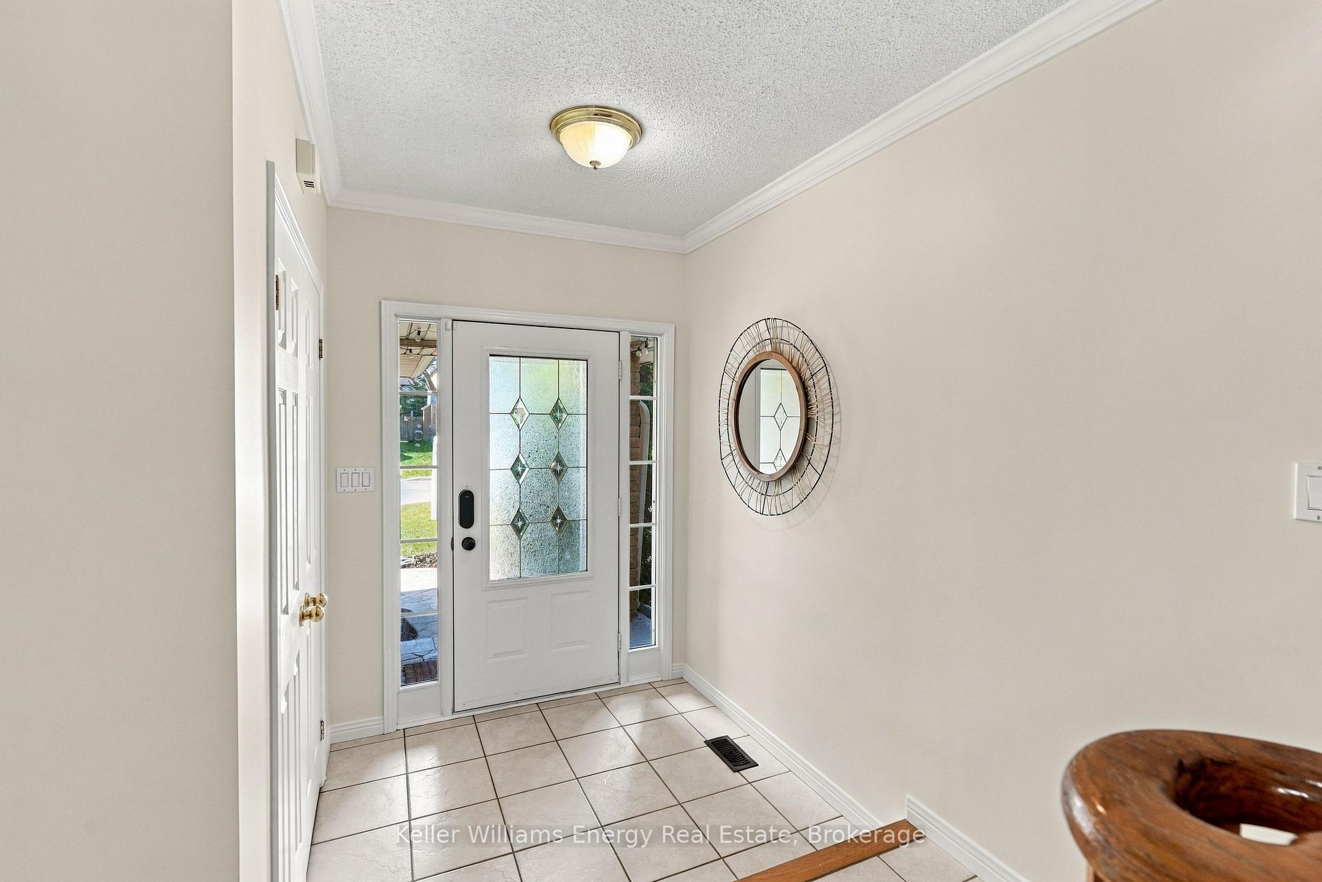 Photo 2 of 89 Fieldcrest Avenue, Clarington, Courtice — HOMEH