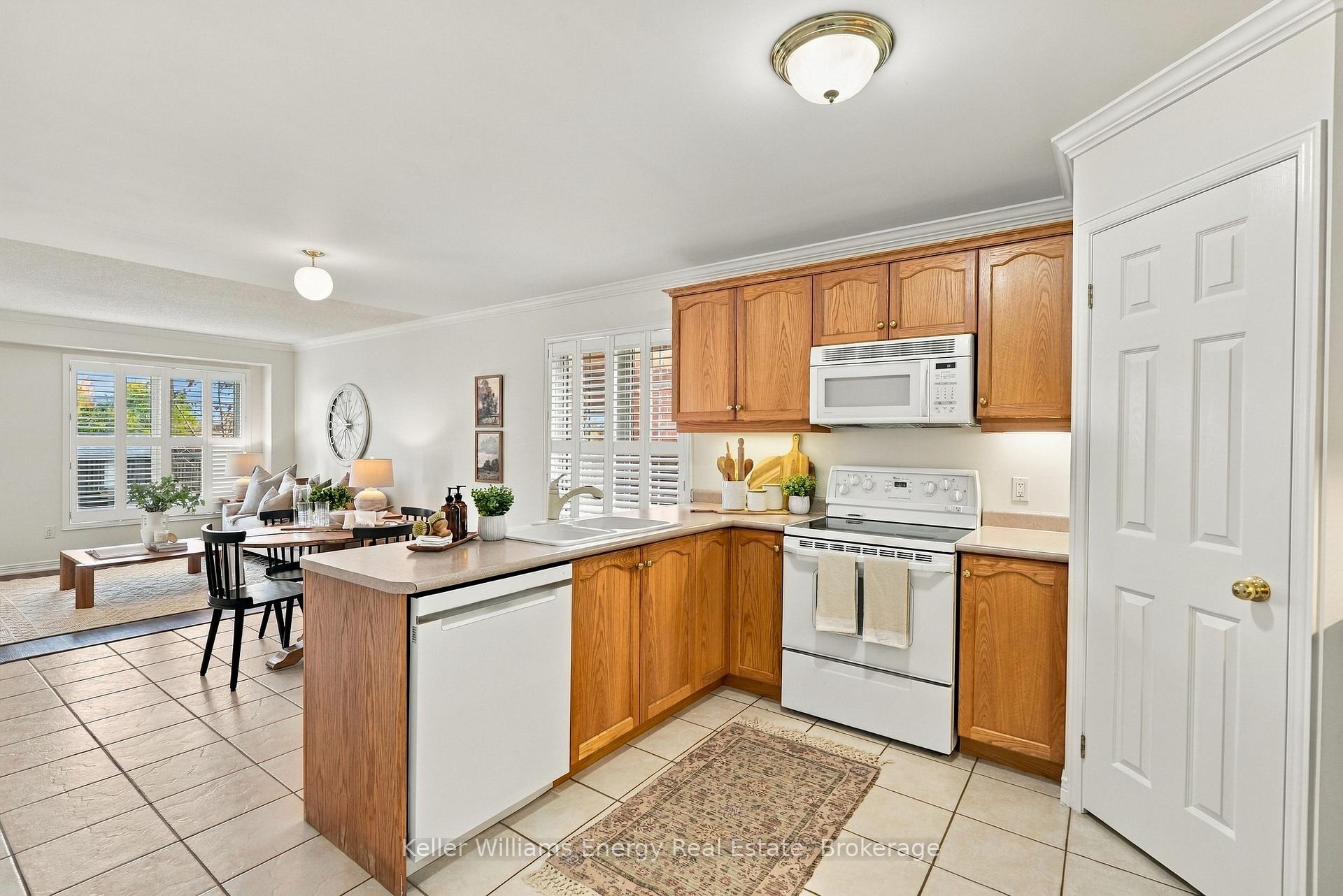 Photo 4 of 89 Fieldcrest Avenue, Clarington, Courtice — HOMEH