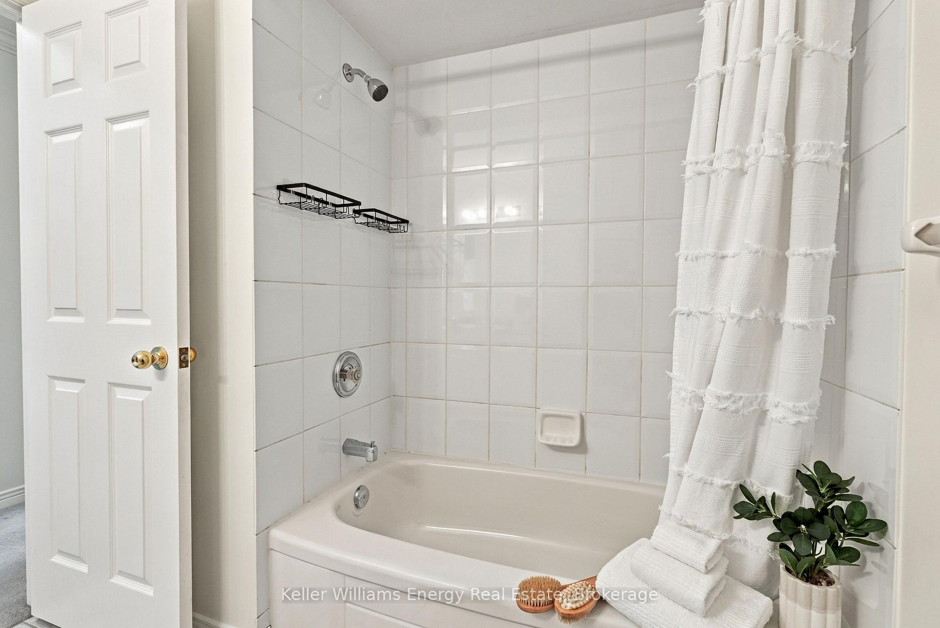 Photo 35 of 89 Fieldcrest Avenue, Clarington, Courtice — HOMEH