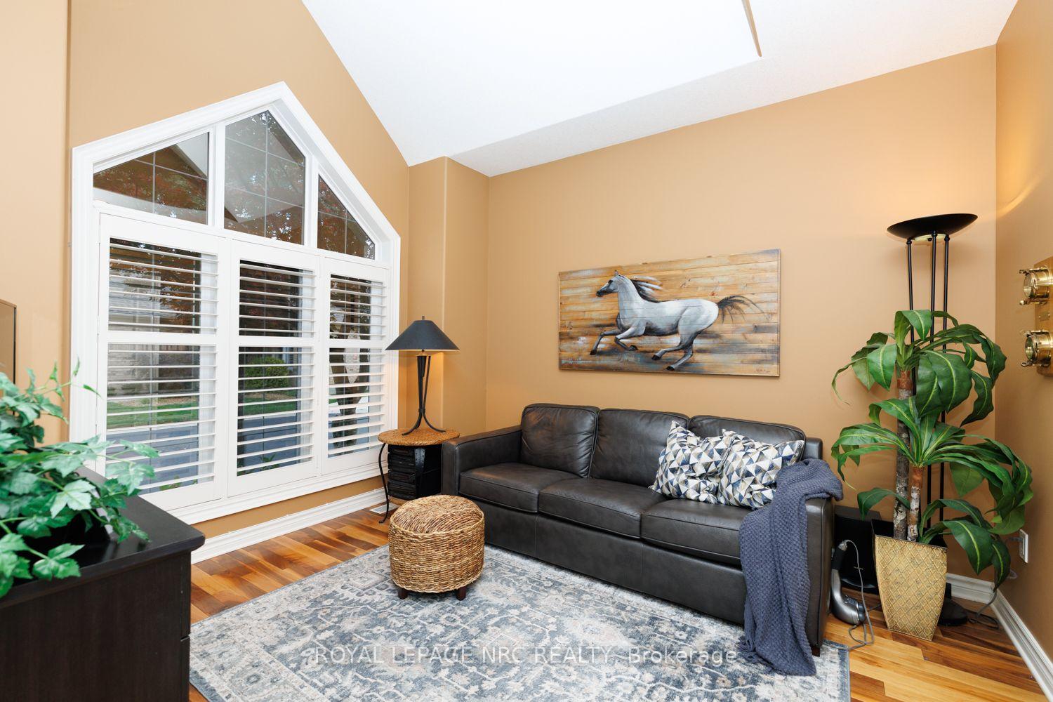 Photo 11 of 27 Parnell Road, St. Catharines, Vine/Linwell — HOMEH