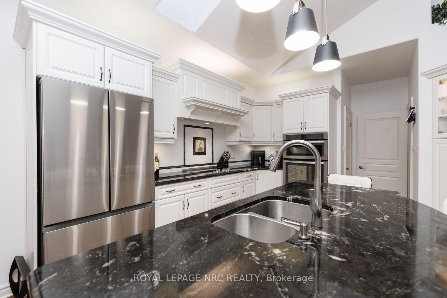 Photo 20 of 27 Parnell Road, St. Catharines, Vine/Linwell — HOMEH