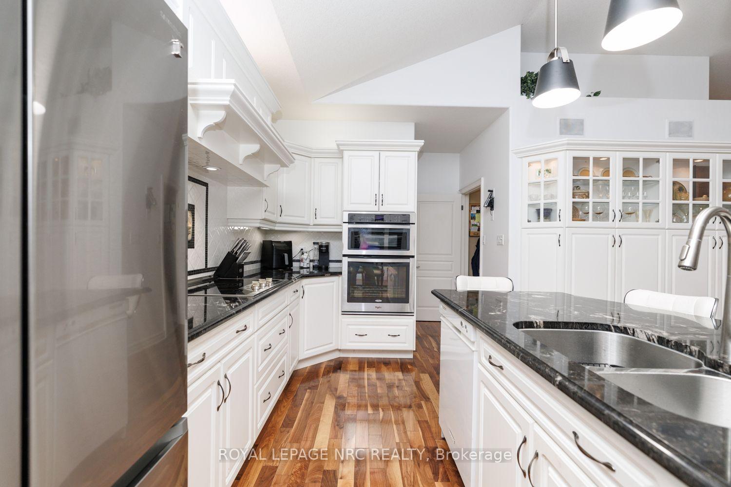 Photo 21 of 27 Parnell Road, St. Catharines, Vine/Linwell — HOMEH