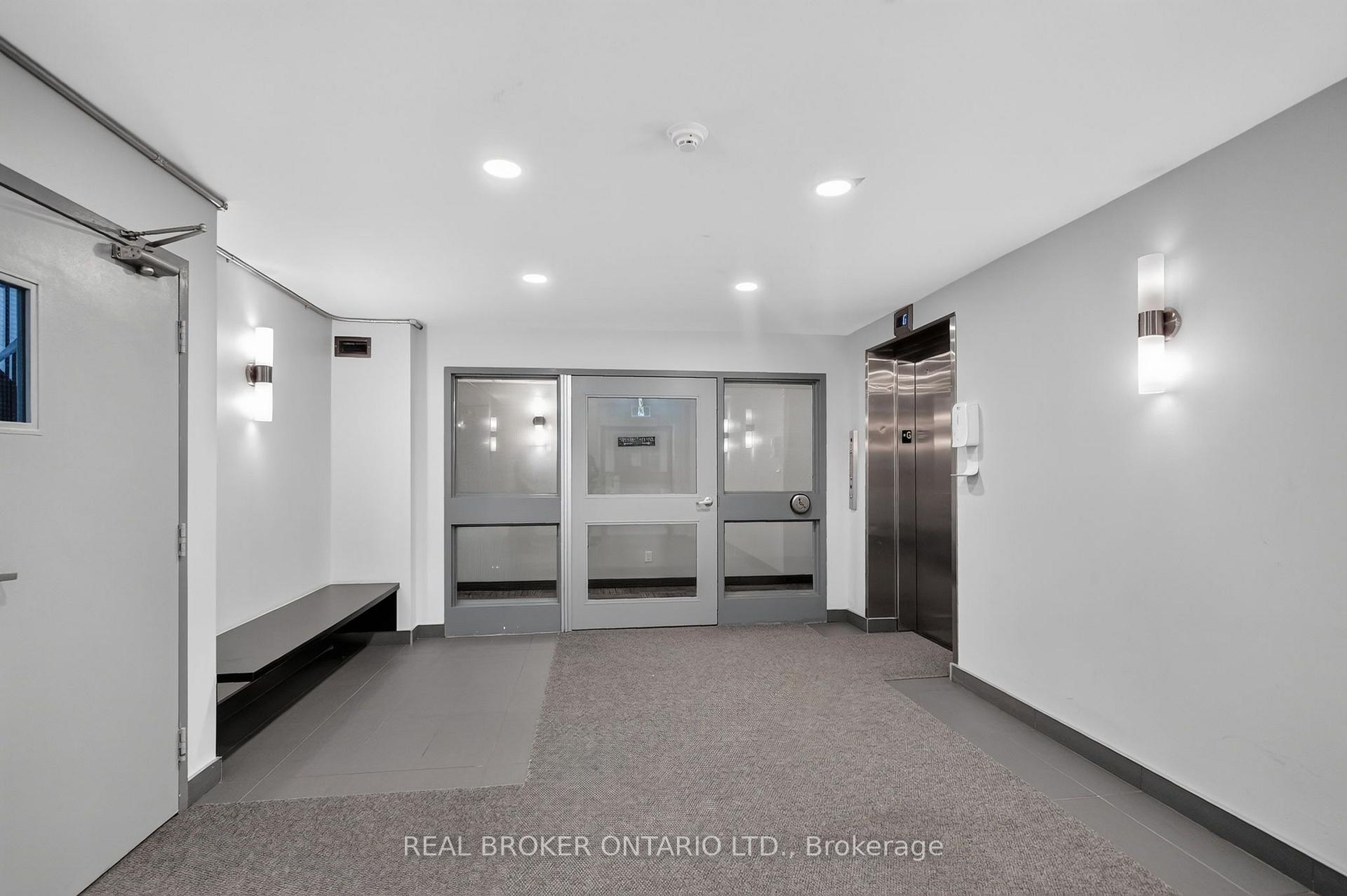 Photo 3 of Unit 118, 216 Viewmount Drive, Ottawa, Borden Farm/Stewart Farm/Carleton Heights/Parkwood Hills — HOMEH