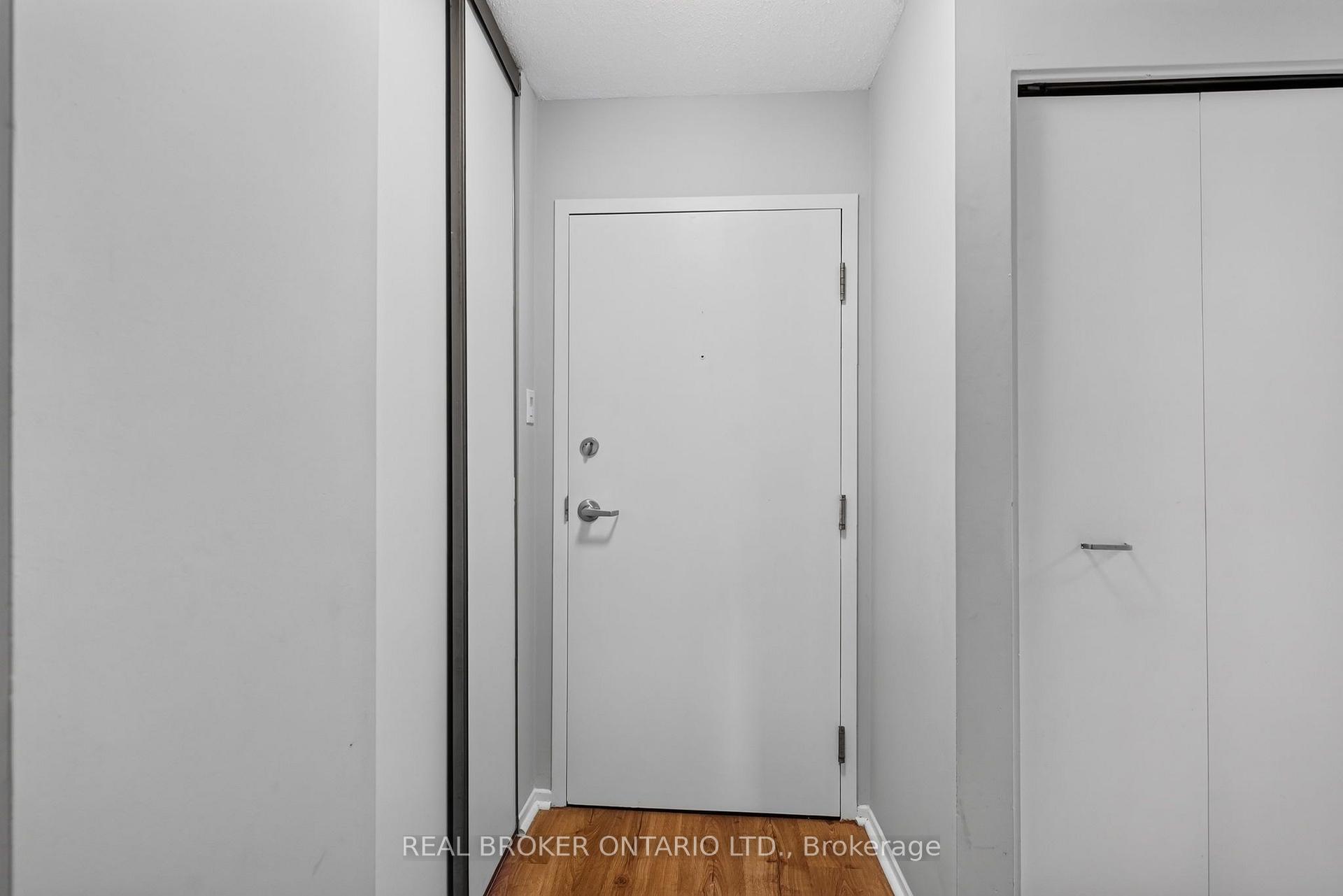 Photo 5 of Unit 118, 216 Viewmount Drive, Ottawa, Borden Farm/Stewart Farm/Carleton Heights/Parkwood Hills — HOMEH