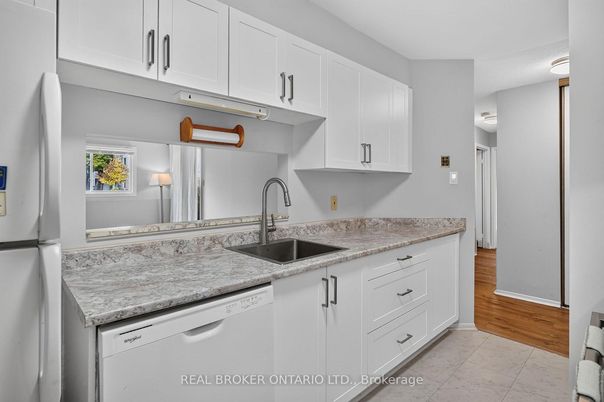 Photo 7 of Unit 118, 216 Viewmount Drive, Ottawa, Borden Farm/Stewart Farm/Carleton Heights/Parkwood Hills — HOMEH