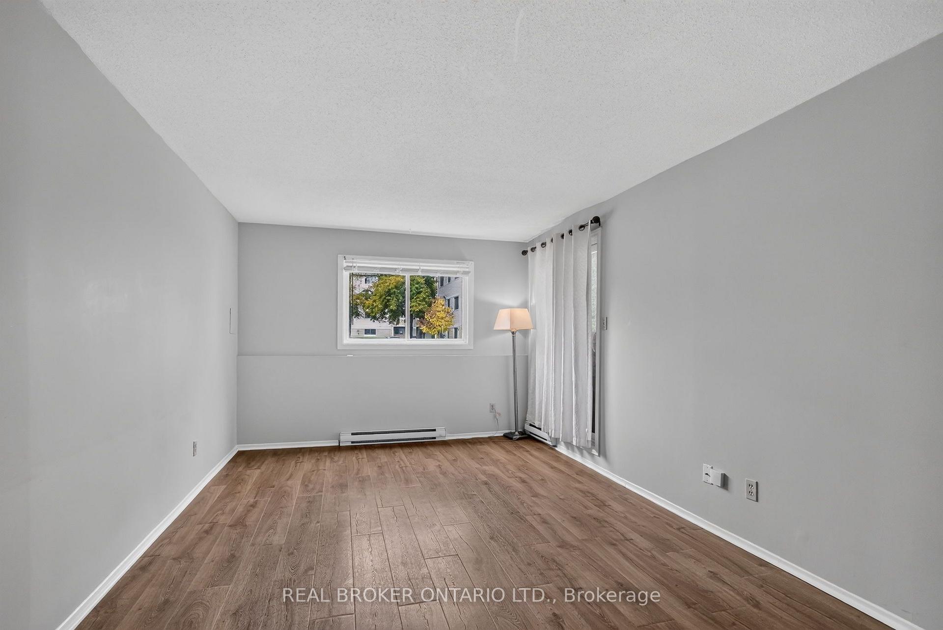 Photo 10 of Unit 118, 216 Viewmount Drive, Ottawa, Borden Farm/Stewart Farm/Carleton Heights/Parkwood Hills — HOMEH