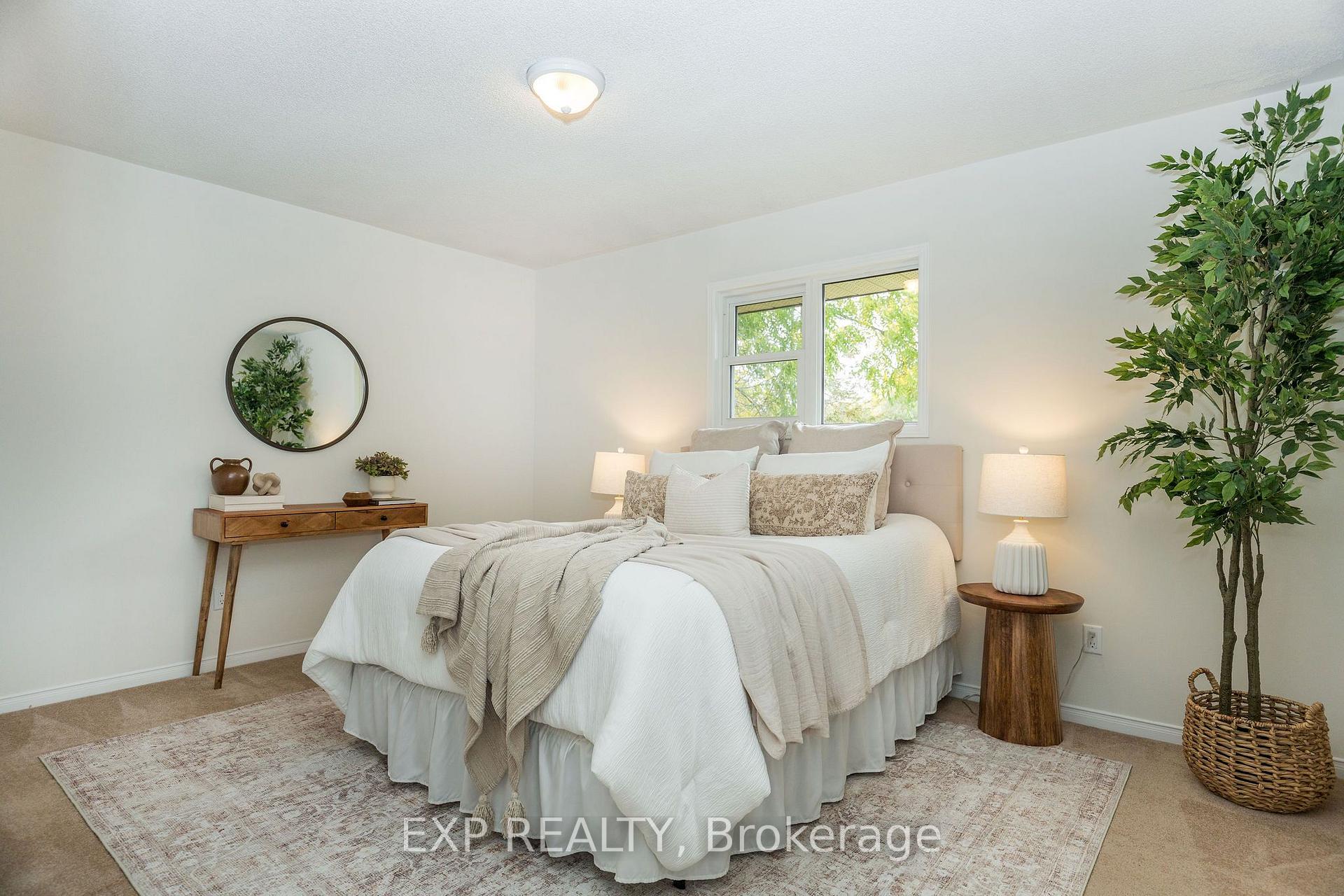 Photo 18 of 33 Shaw Street, Springwater, Elmvale — HOMEH