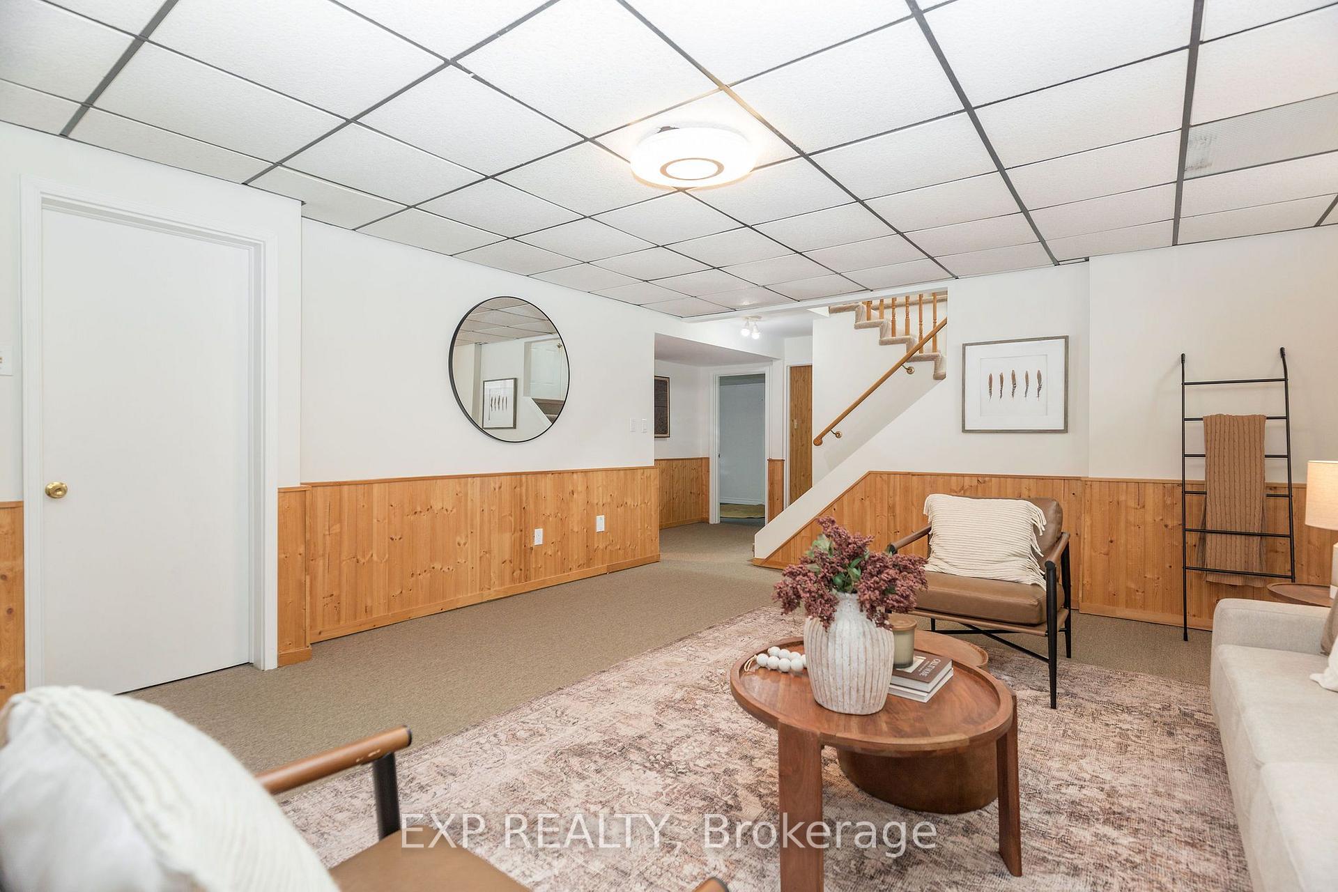 Photo 24 of 33 Shaw Street, Springwater, Elmvale — HOMEH