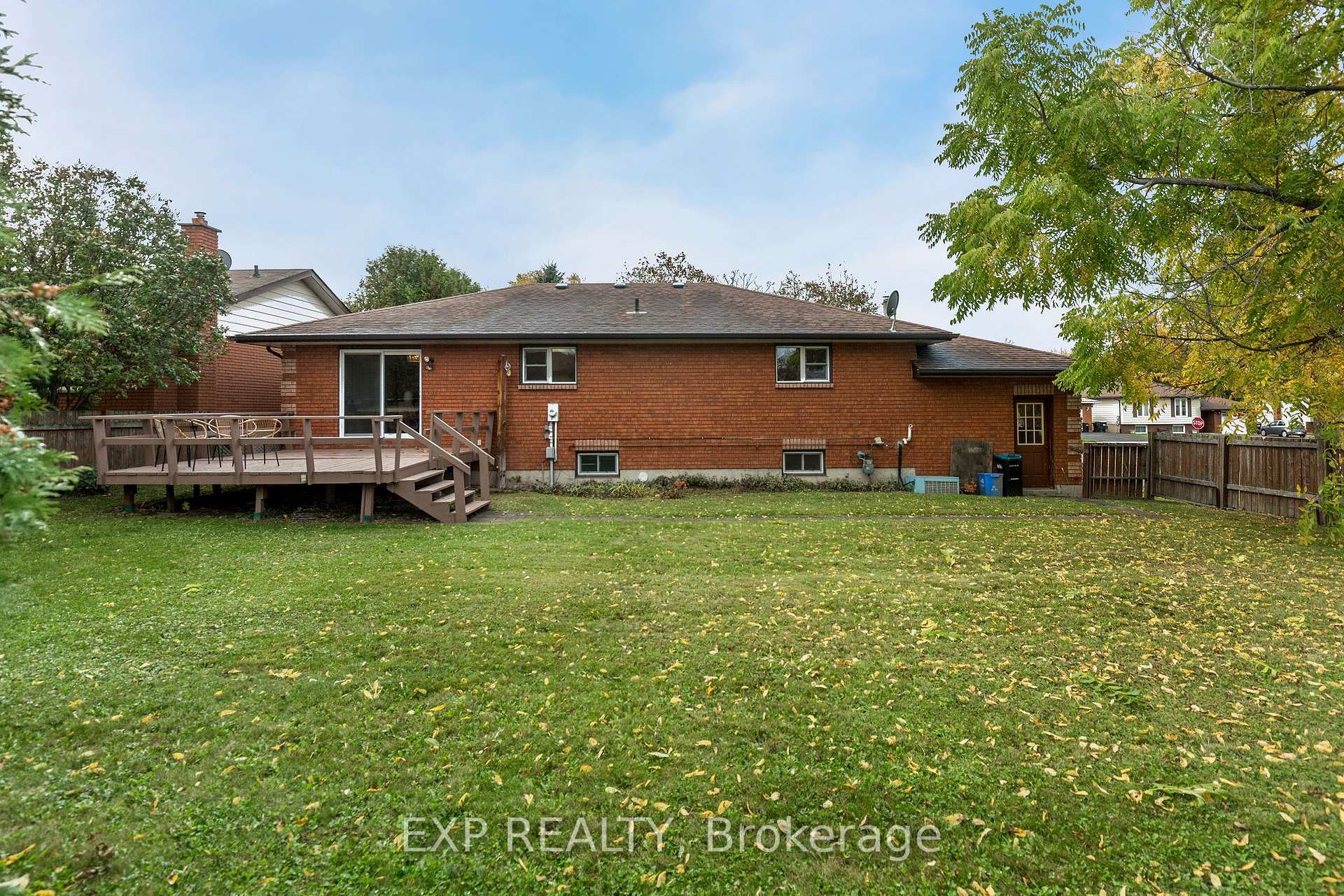 Photo 38 of 33 Shaw Street, Springwater, Elmvale — HOMEH