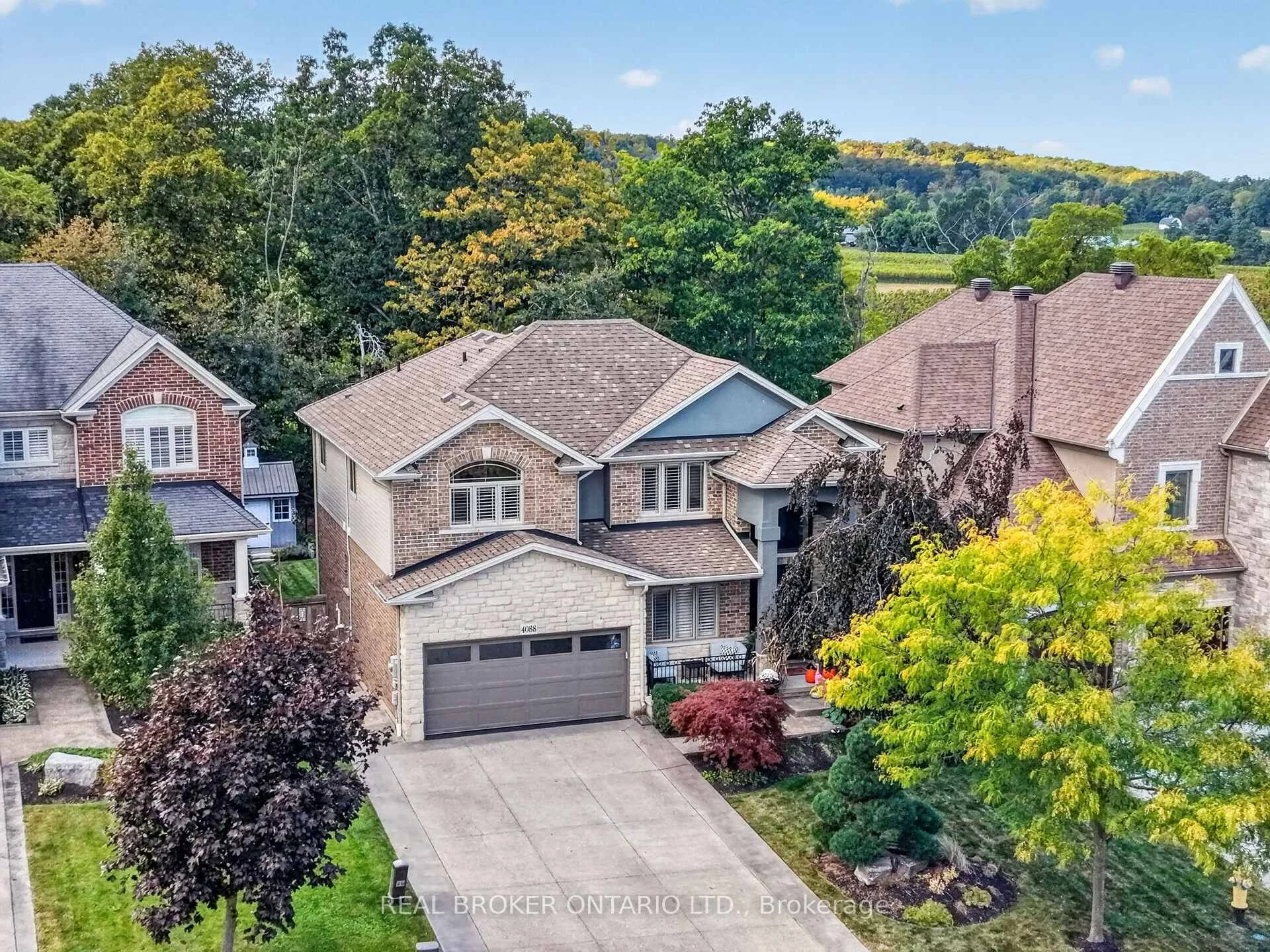 Front of 4088 Highland Park Drive