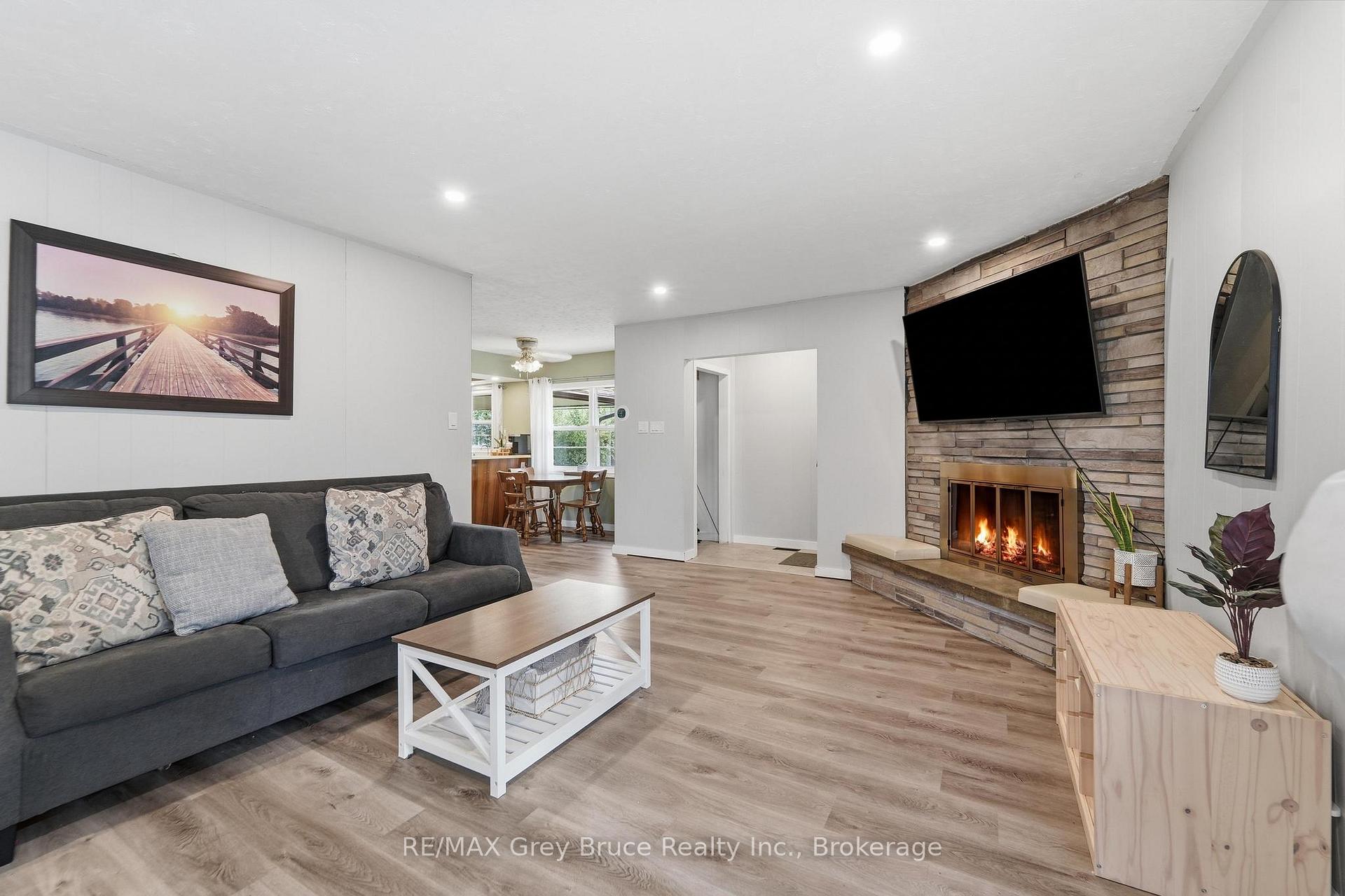 Photo 20 of 112 8th Street S, Arran-Elderslie — HOMEH