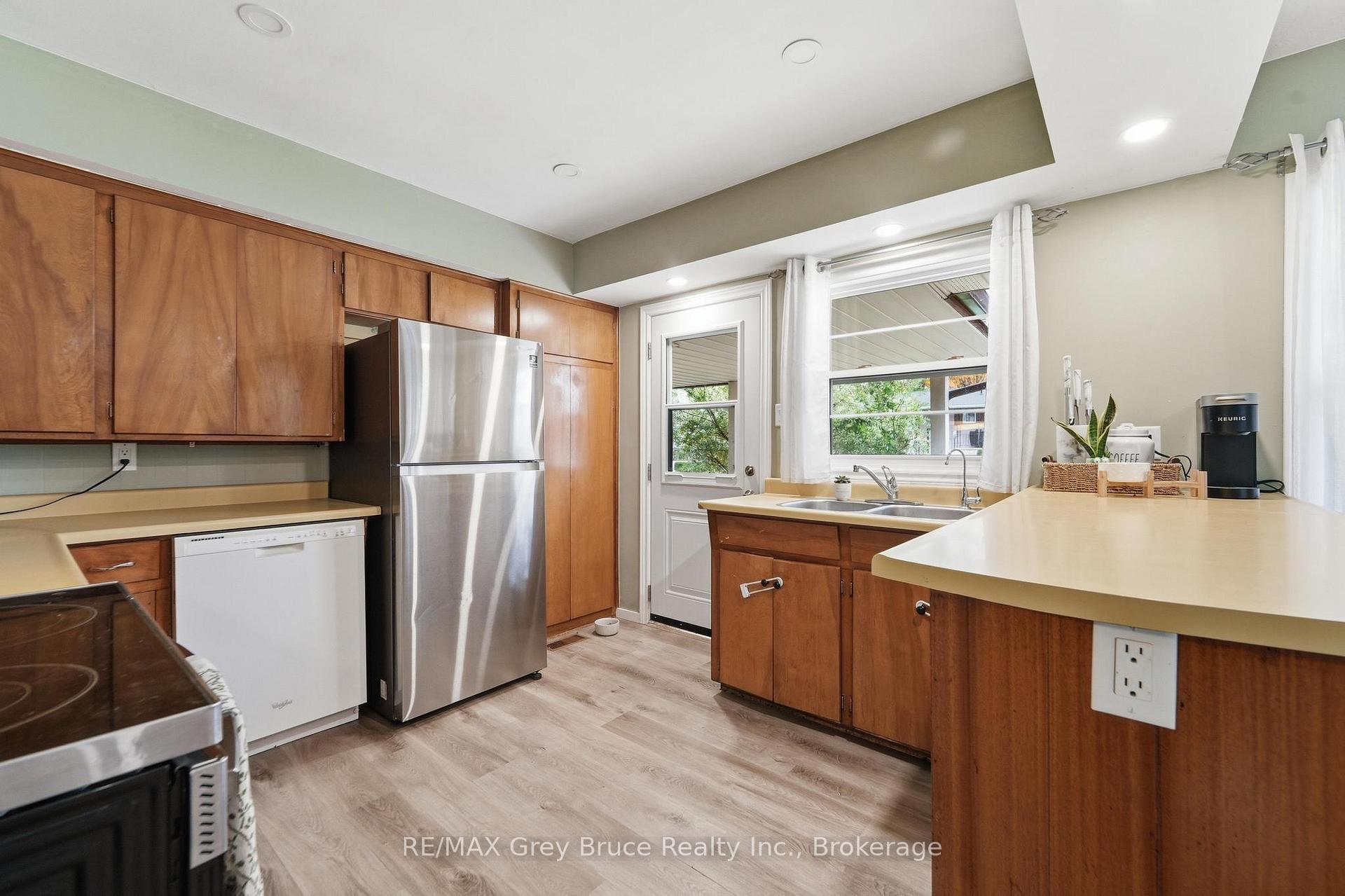 Photo 24 of 112 8th Street S, Arran-Elderslie — HOMEH