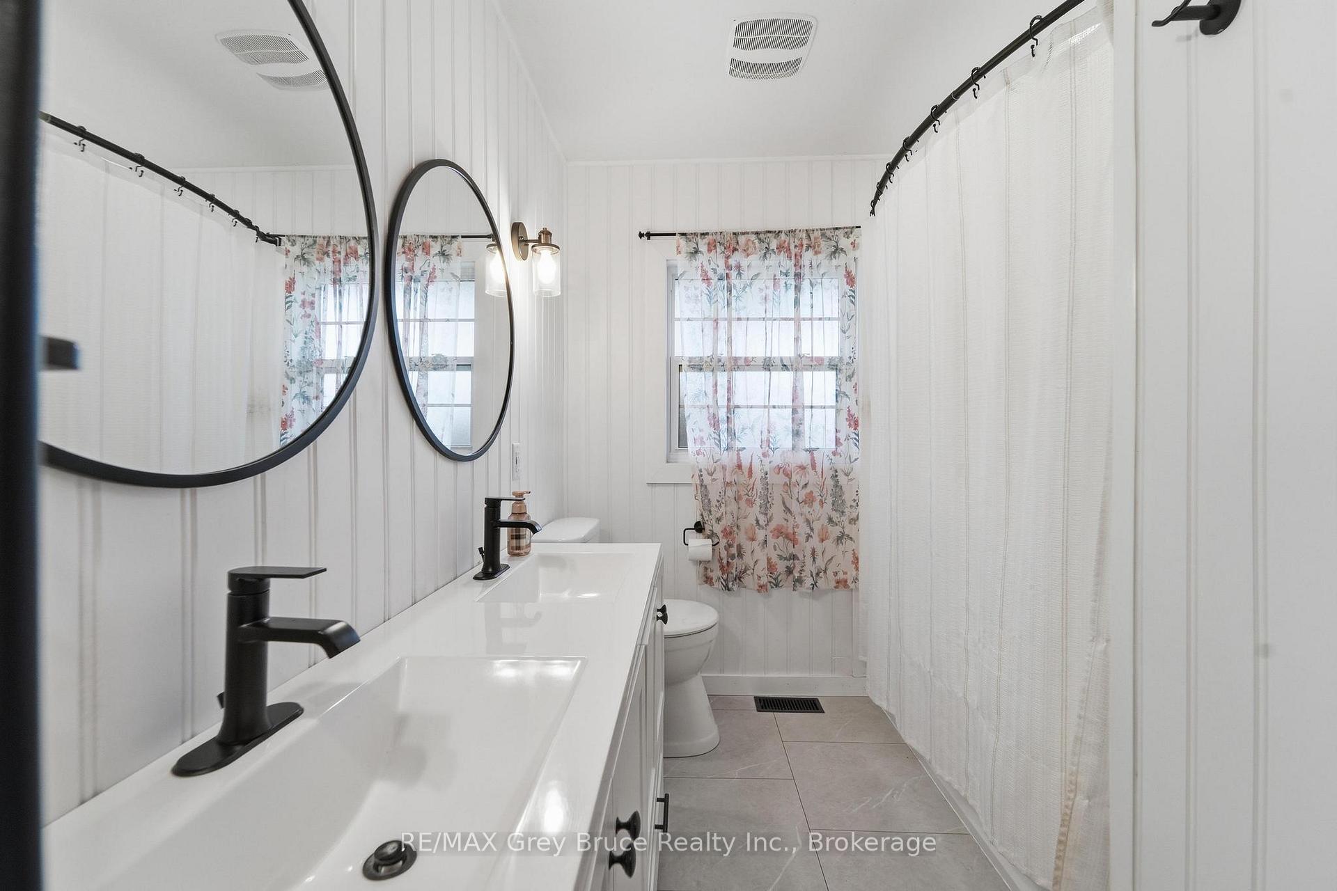Photo 31 of 112 8th Street S, Arran-Elderslie — HOMEH