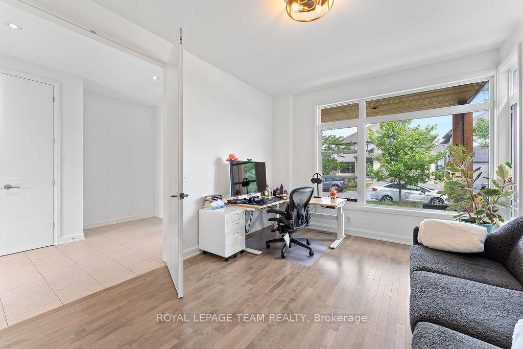 Photo 9 of 301 Long Acres Street, Ottawa, Kanata - Bridlewood — HOMEH