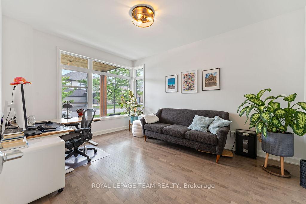 Photo 10 of 301 Long Acres Street, Ottawa, Kanata - Bridlewood — HOMEH