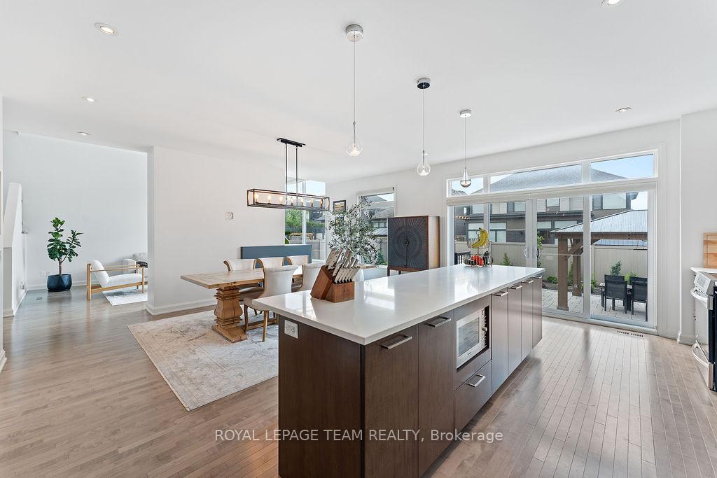 Photo 17 of 301 Long Acres Street, Ottawa, Kanata - Bridlewood — HOMEH