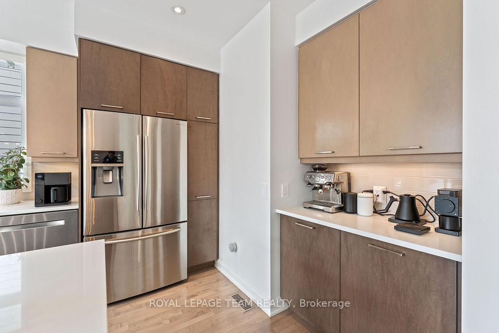 Photo 19 of 301 Long Acres Street, Ottawa, Kanata - Bridlewood — HOMEH