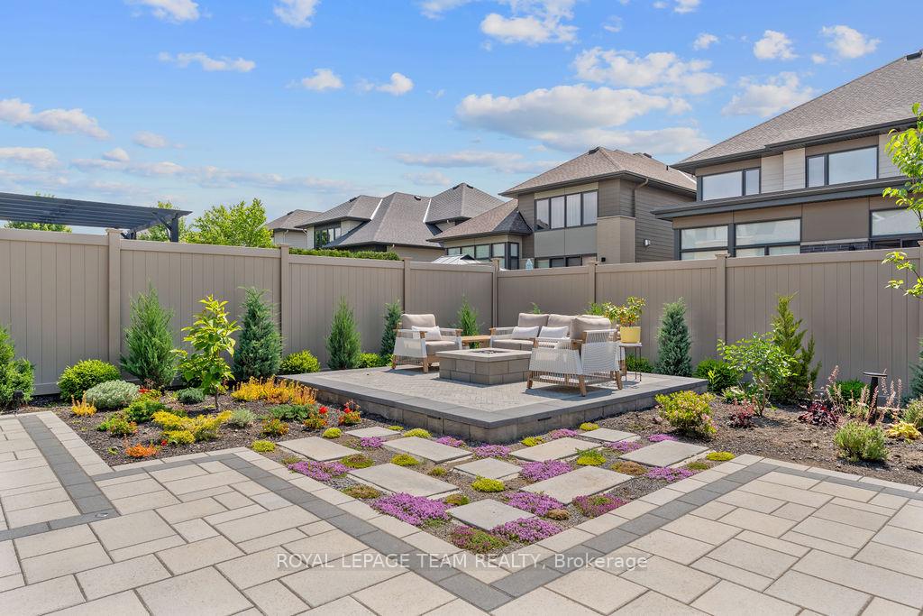Photo 42 of 301 Long Acres Street, Ottawa, Kanata - Bridlewood — HOMEH