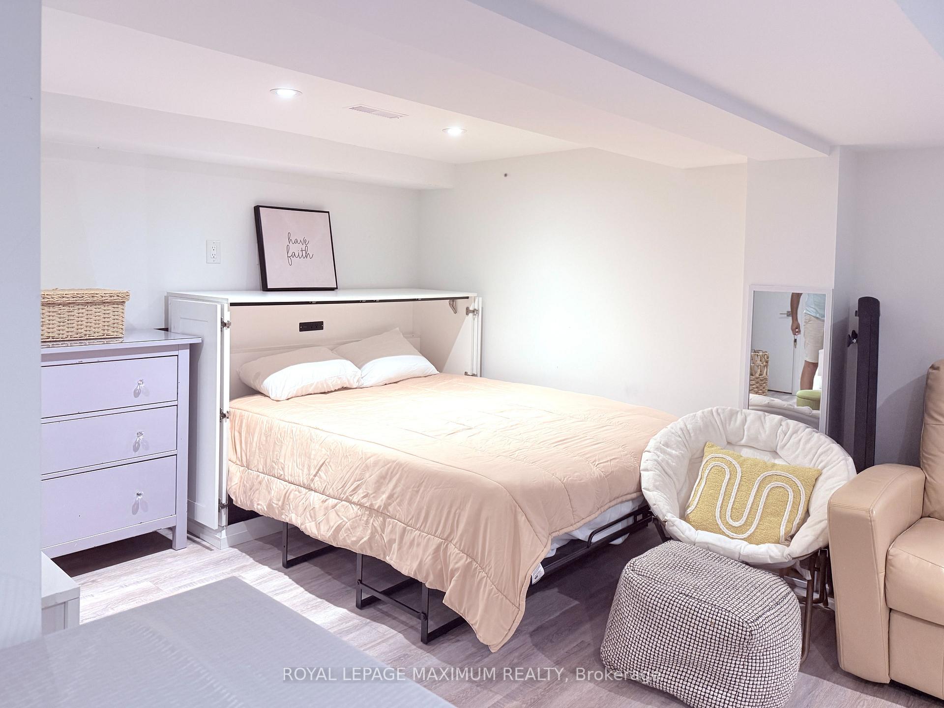 Photo 2 of Unit (B) Lower, 82 Calvington Drive, North York, Downsview-Roding-CFB — HOMEH