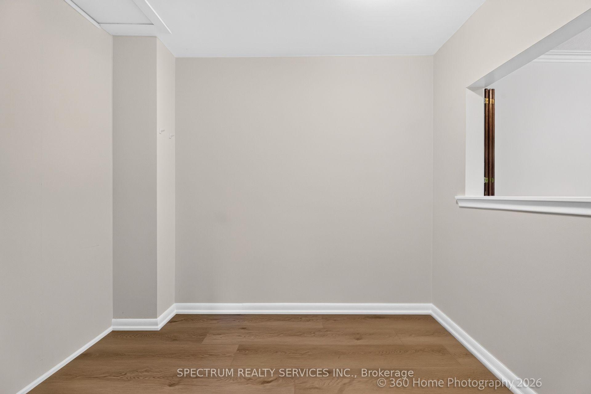 Photo 16 of 37 Newlin Crescent, North York, Glenfield-Jane Heights — HOMEH