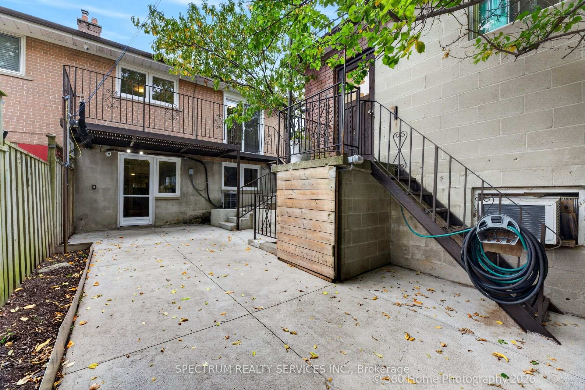 Photo 33 of 37 Newlin Crescent, North York, Glenfield-Jane Heights — HOMEH