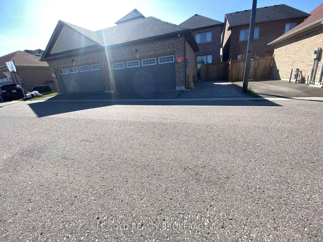 Photo 13 of Unit Bsmt, 13 Gordon Landon Drive, Markham, Cornell — HOMEH