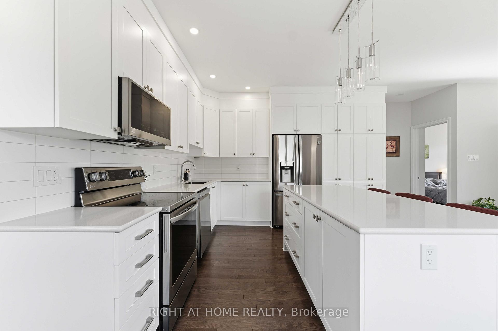 Photo 7 of 272 Maygrass Way, Ottawa, Remainder of Stittsville & Area — HOMEH