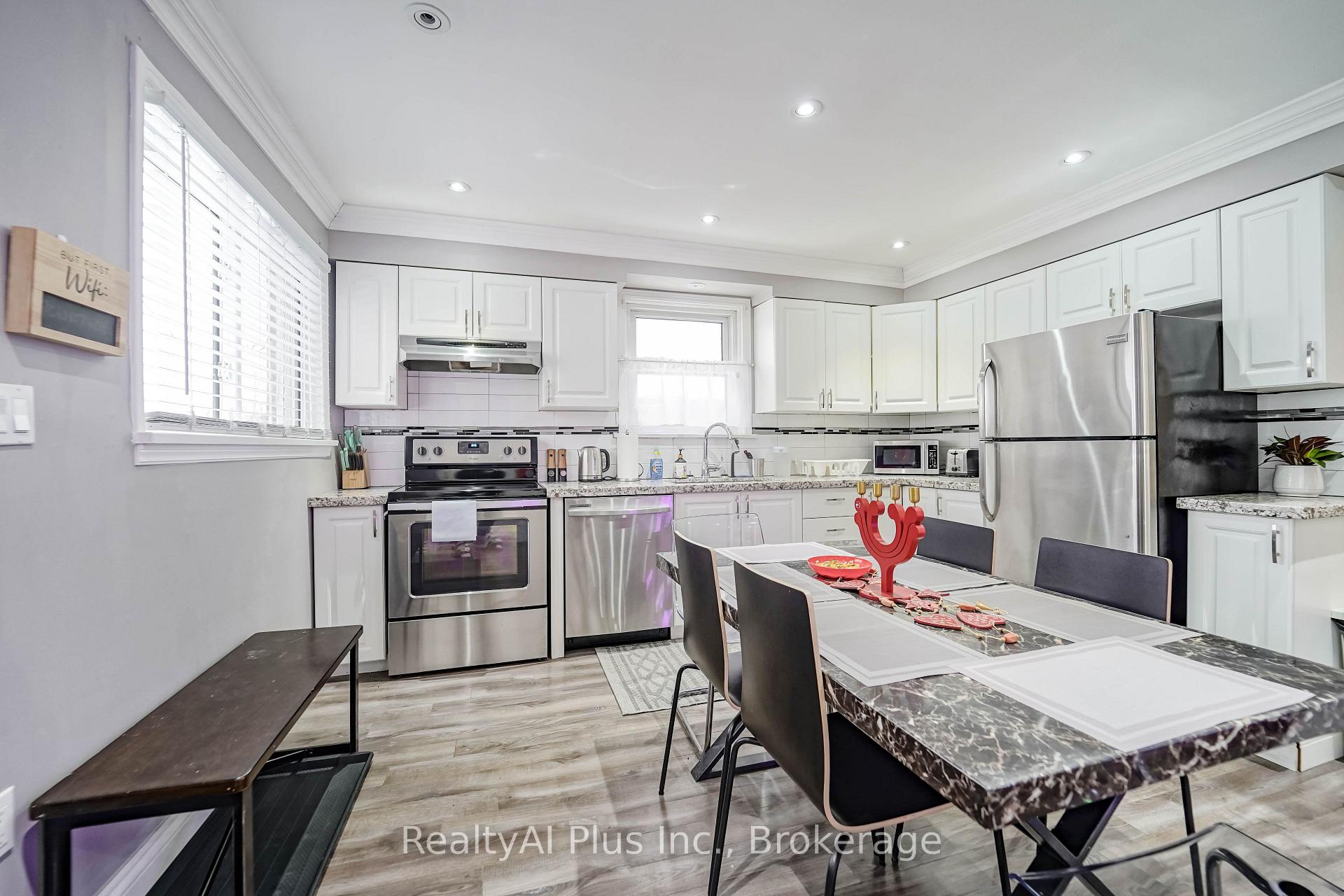 Photo 5 of 137 Banting Avenue, Oshawa, Central — HOMEH