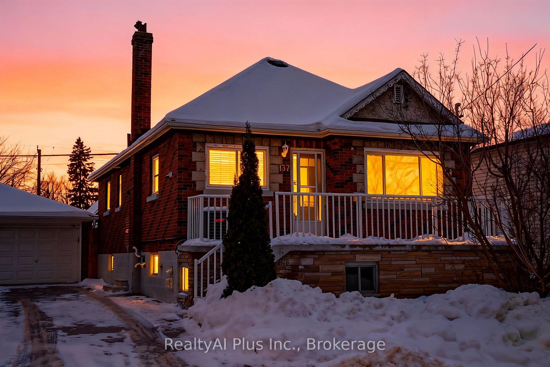Photo 43 of 137 Banting Avenue, Oshawa, Central — HOMEH