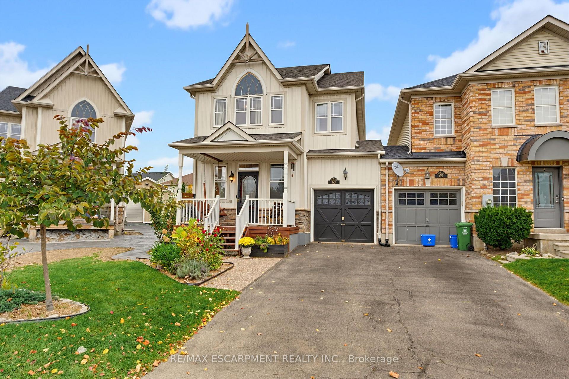 Photo 1 of 63 Golden Iris Crescent, Hamilton, Waterdown — HOMEH