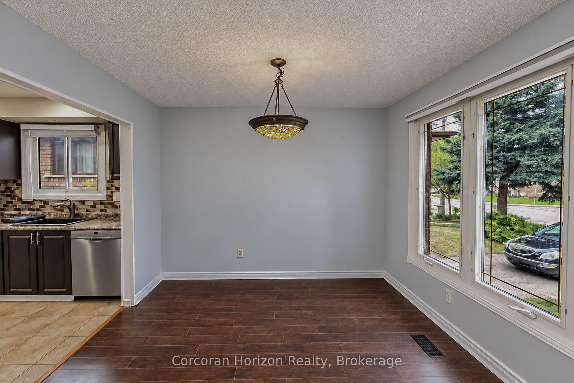 Photo 4 of 17 Taymall Street, Hamilton, Templemead — HOMEH