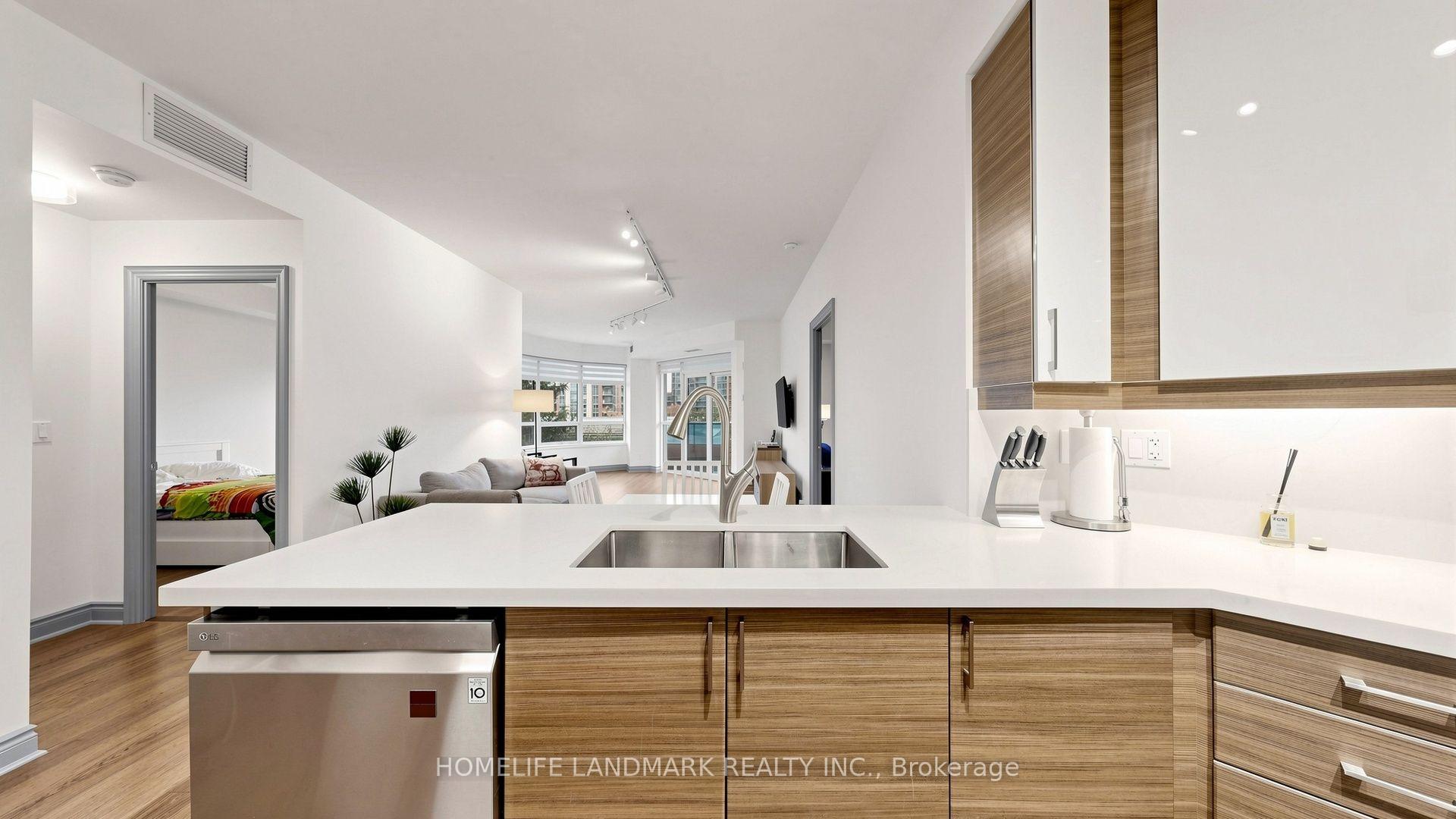 Photo 7 of Unit 258, 23 Cox Boulevard, Markham, Unionville — HOMEH