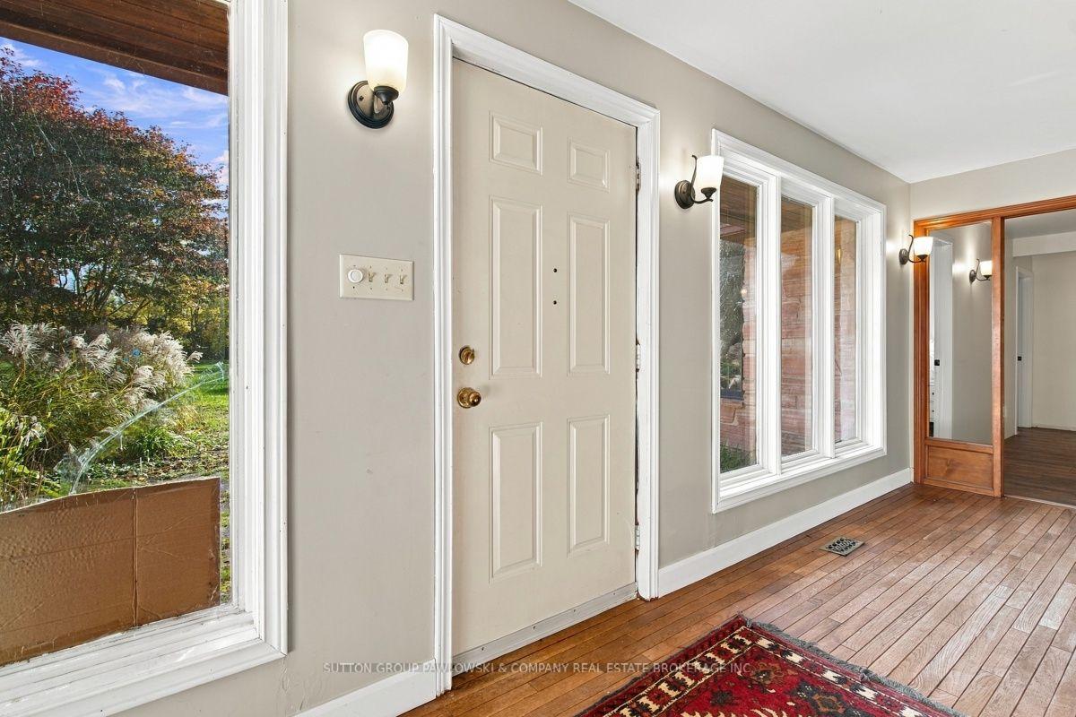 Photo 9 of 2174 Parkhill Drive, North Middlesex, Parkhill — HOMEH