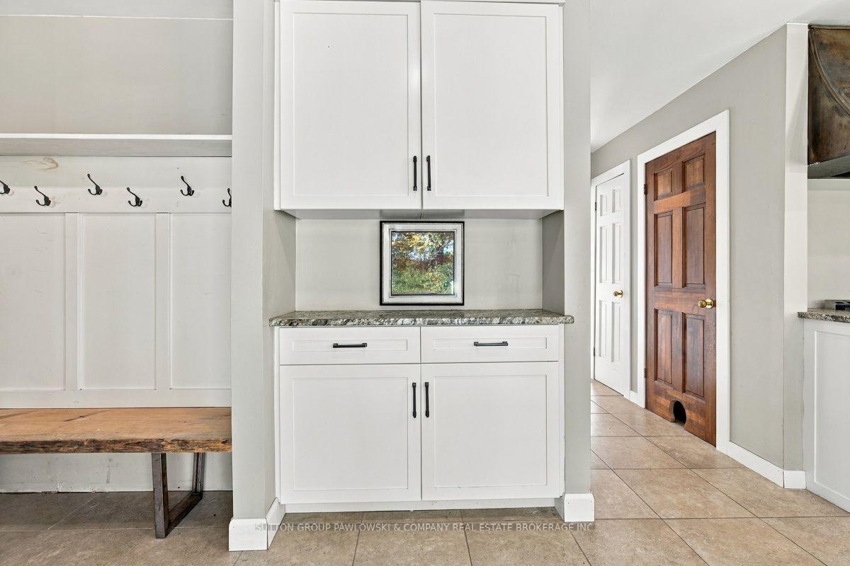 Photo 24 of 2174 Parkhill Drive, North Middlesex, Parkhill — HOMEH
