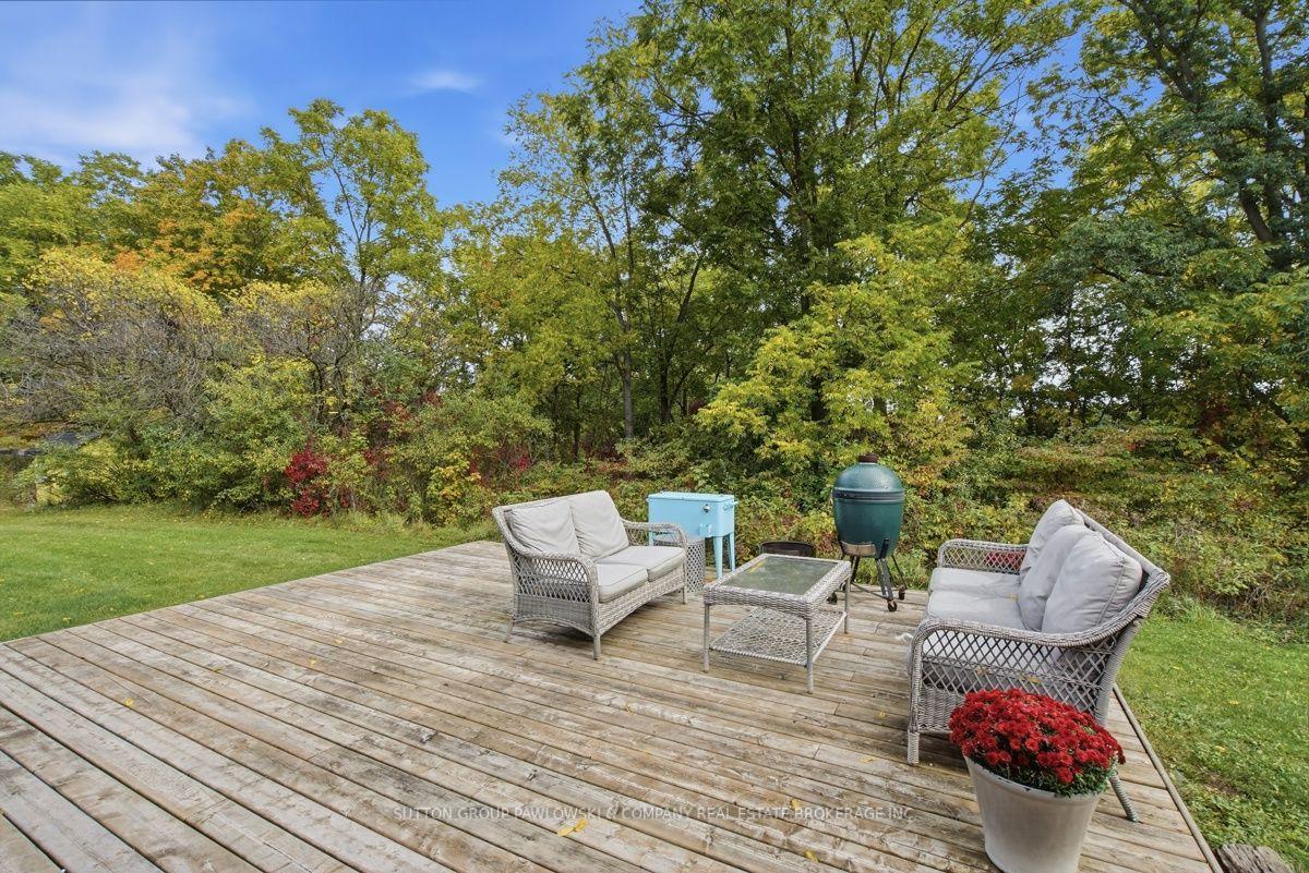 Photo 44 of 2174 Parkhill Drive, North Middlesex, Parkhill — HOMEH