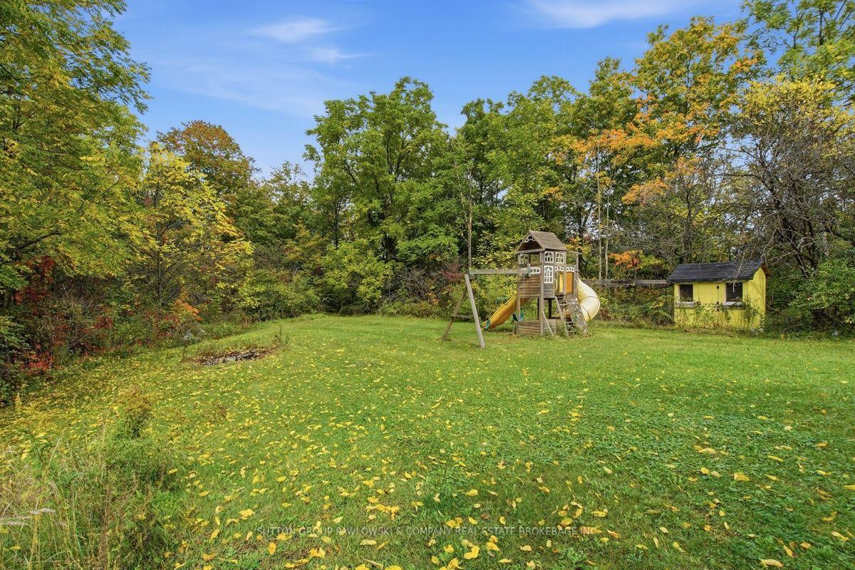 Photo 49 of 2174 Parkhill Drive, North Middlesex, Parkhill — HOMEH