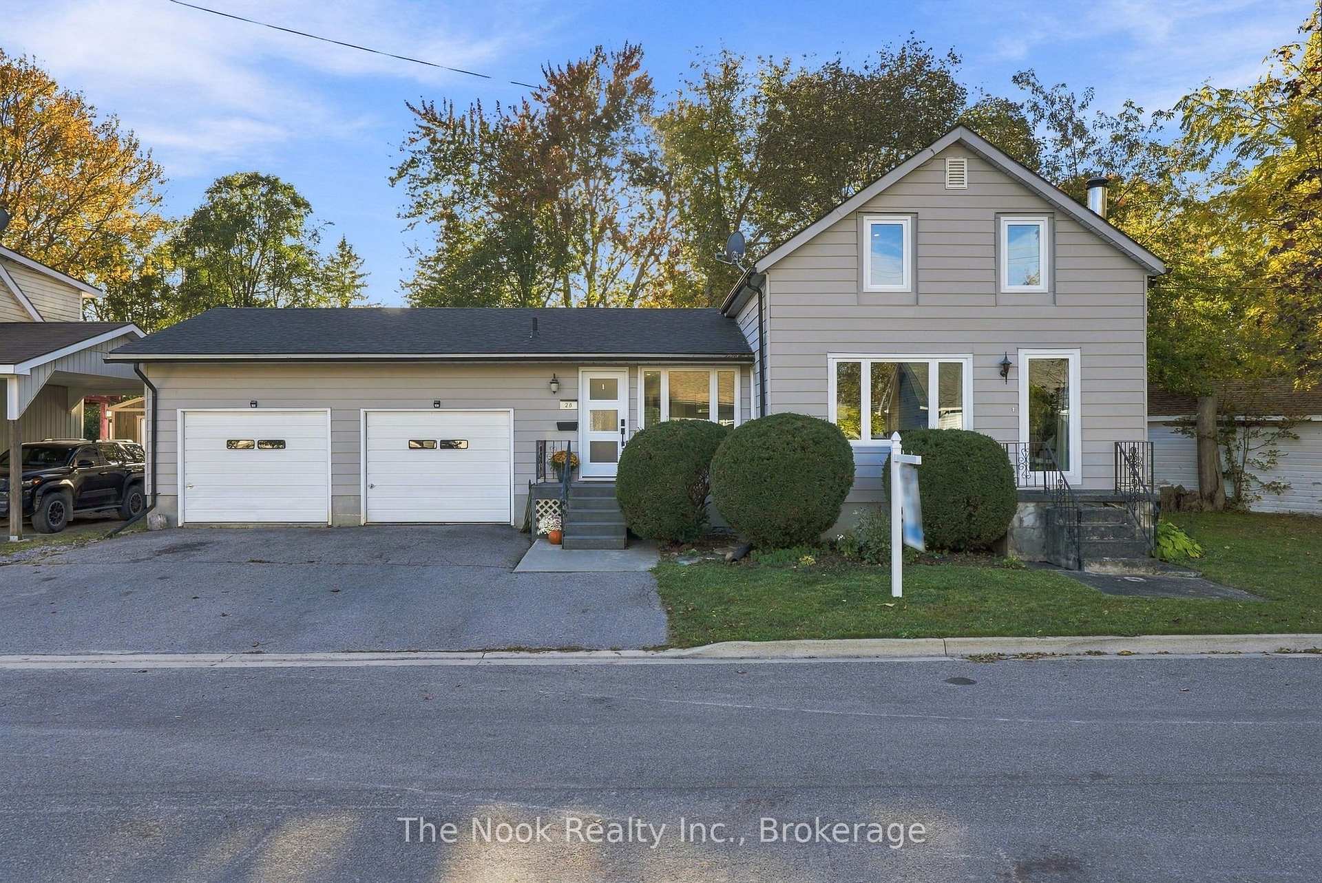 Photo 1 of 28 Purdy Street, Belleville, Belleville Ward — HOMEH